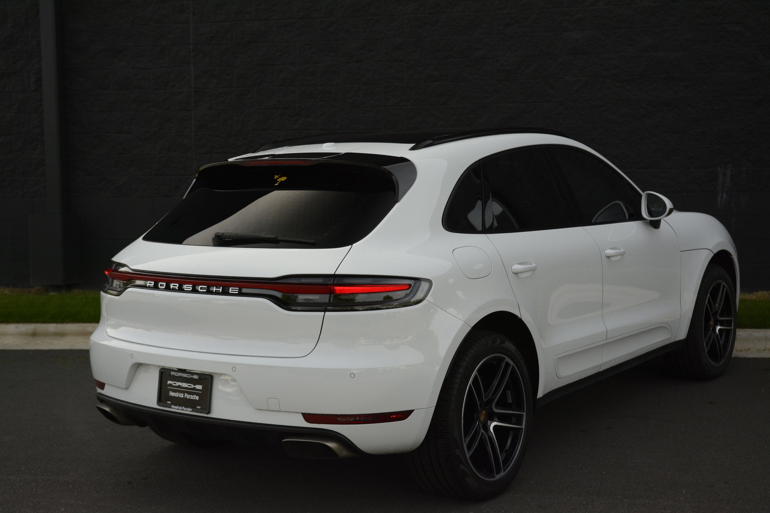2020 Porsche Macan photo 6