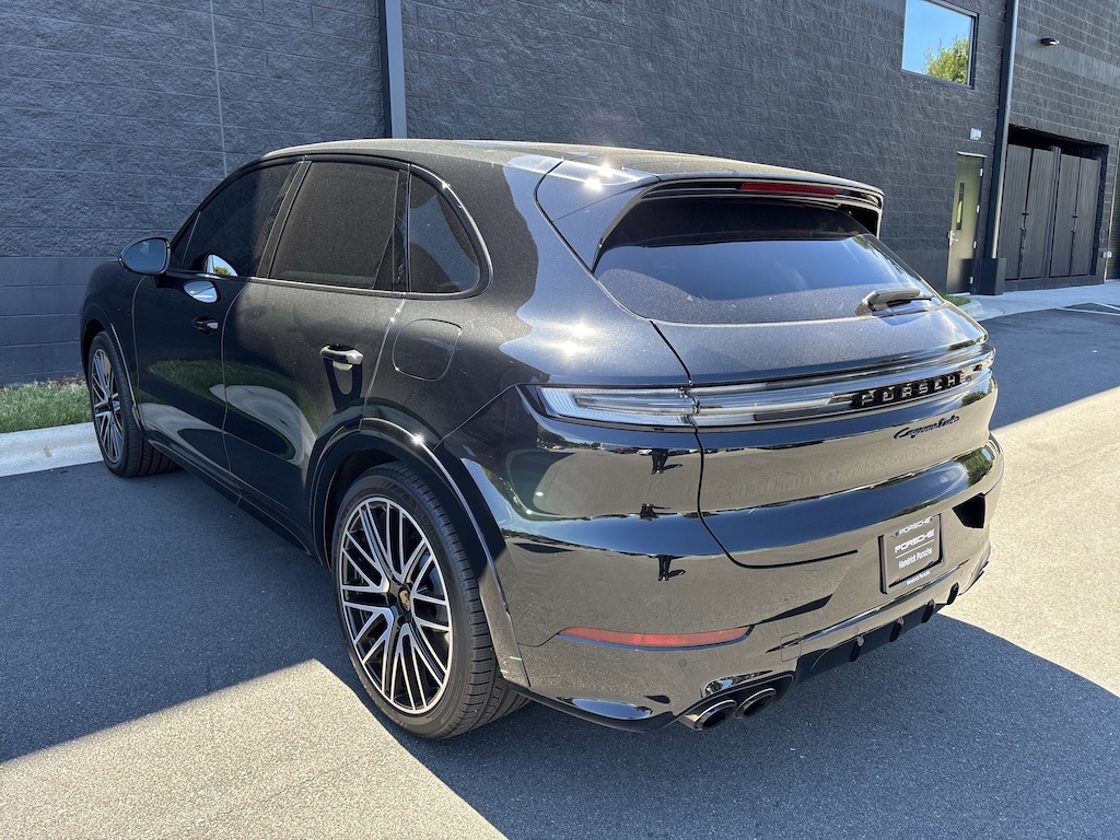 Certified 2024 Porsche Cayenne E-Hybrid Turbo SUV