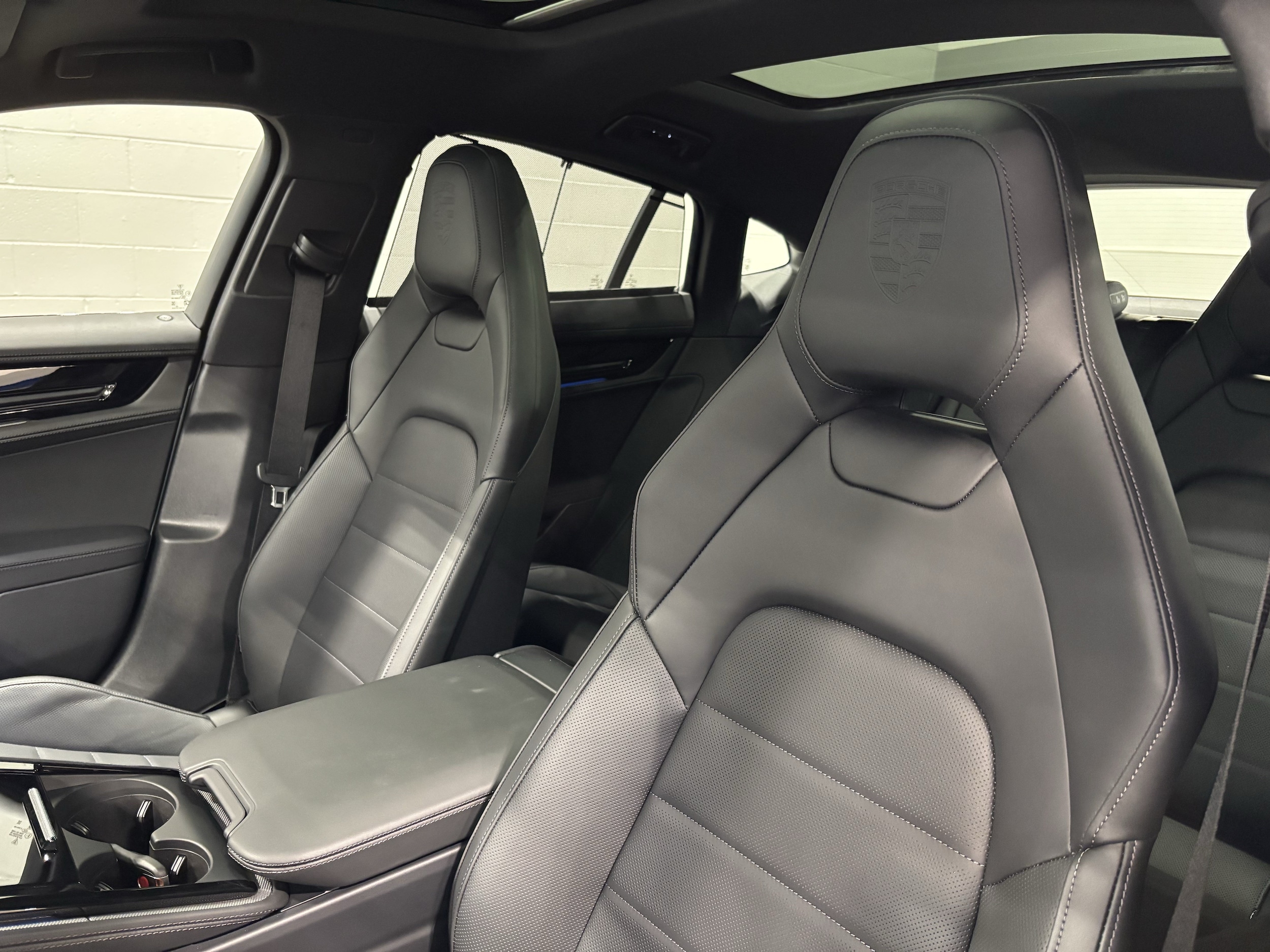 Porsche Panamera 4