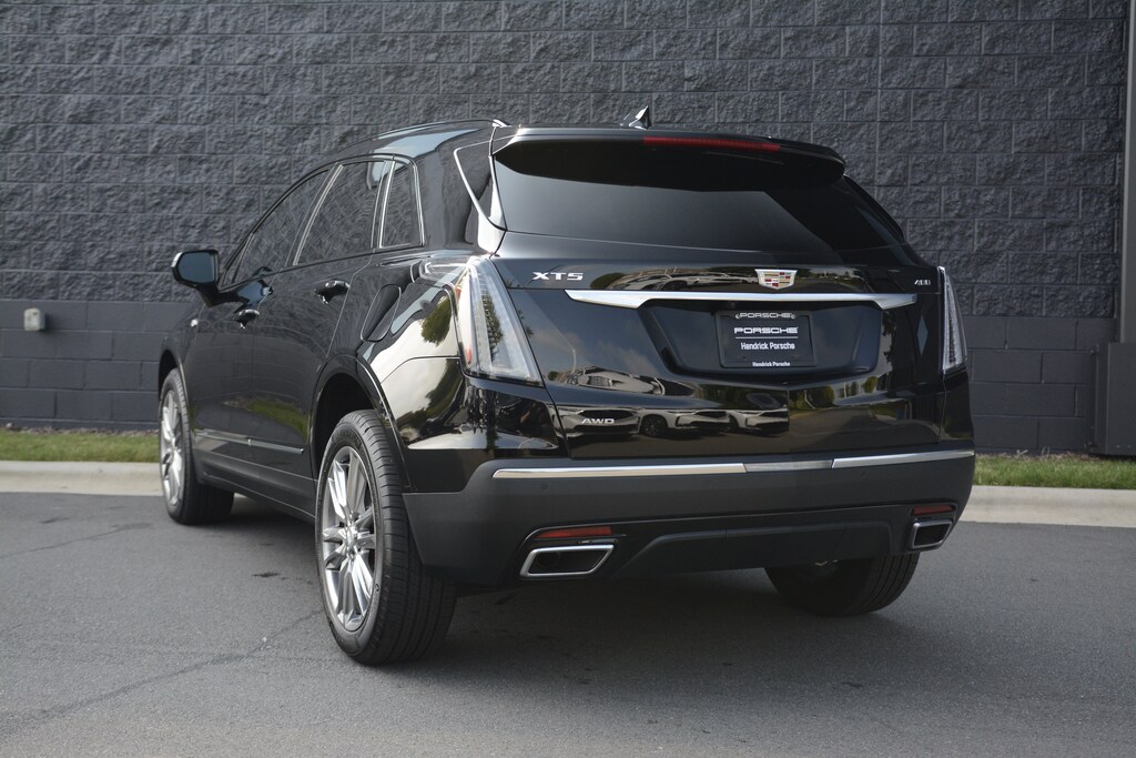 Used 2025 CADILLAC XT5 Sport SUV