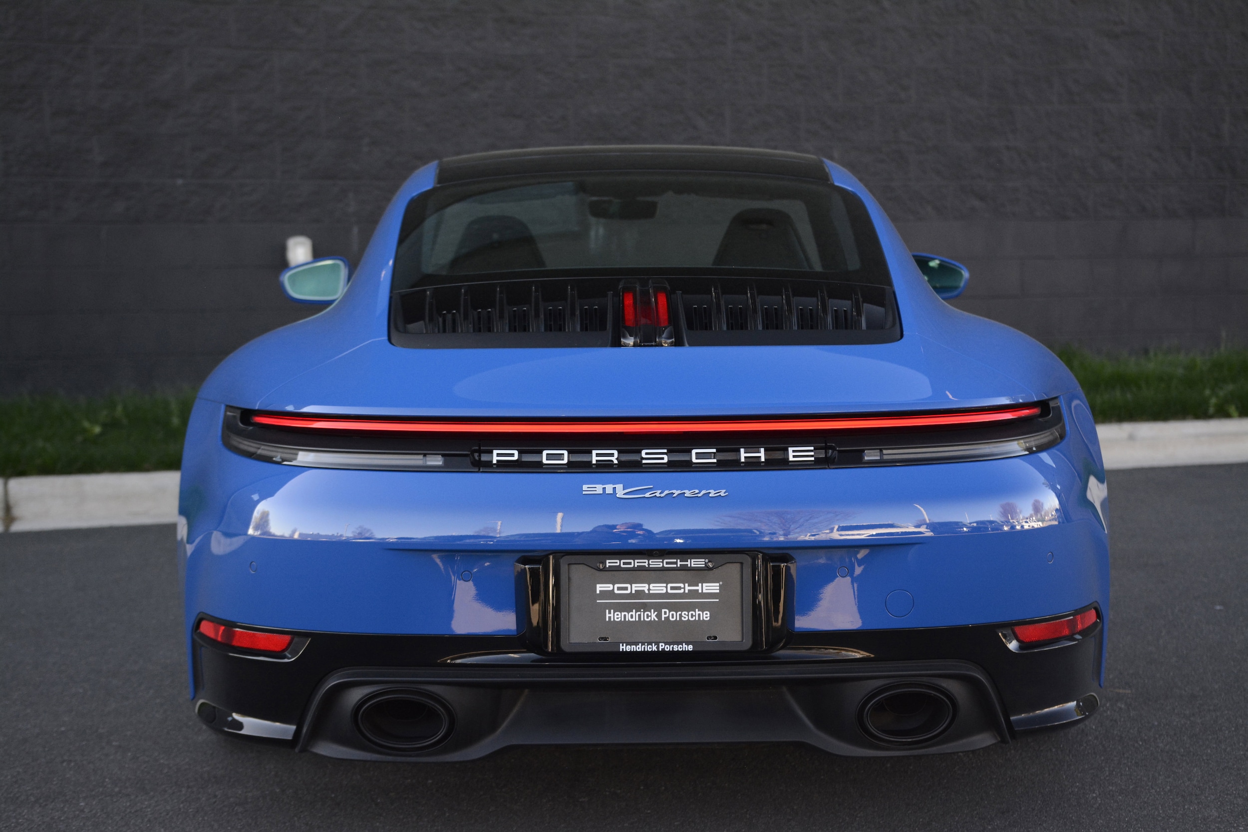 2025 Porsche 911 Carrera photo 5