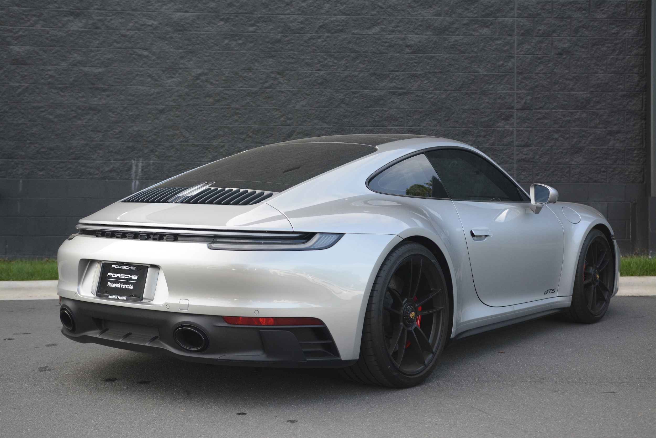 2023 Porsche 911 Carrera GTS photo 6