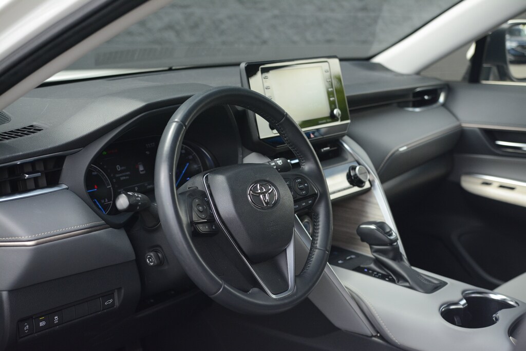 Used 2022 Toyota Venza XLE SUV