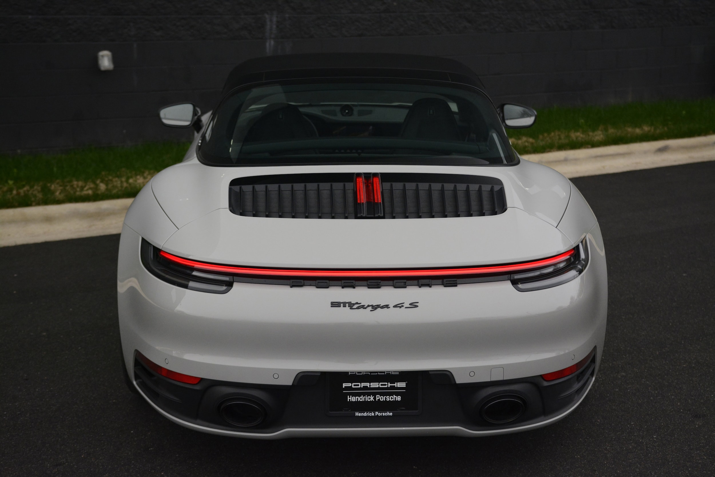 2024 Porsche 911 Targa 4S photo 5