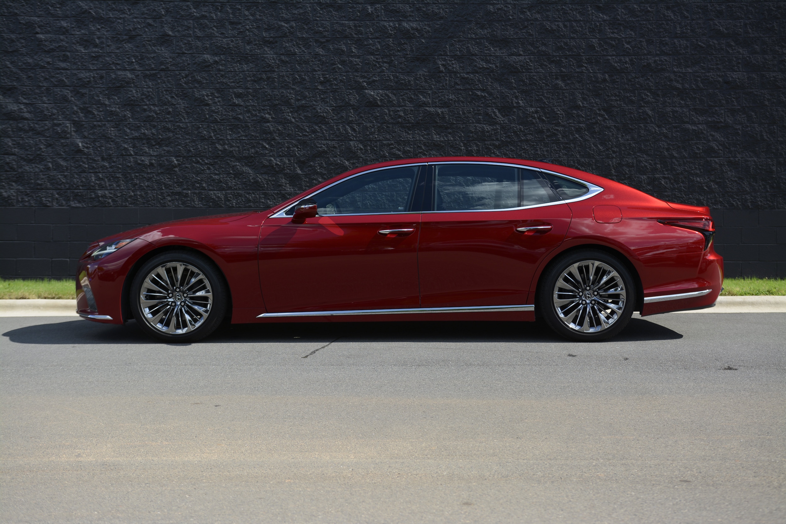 LEXUS LS 500