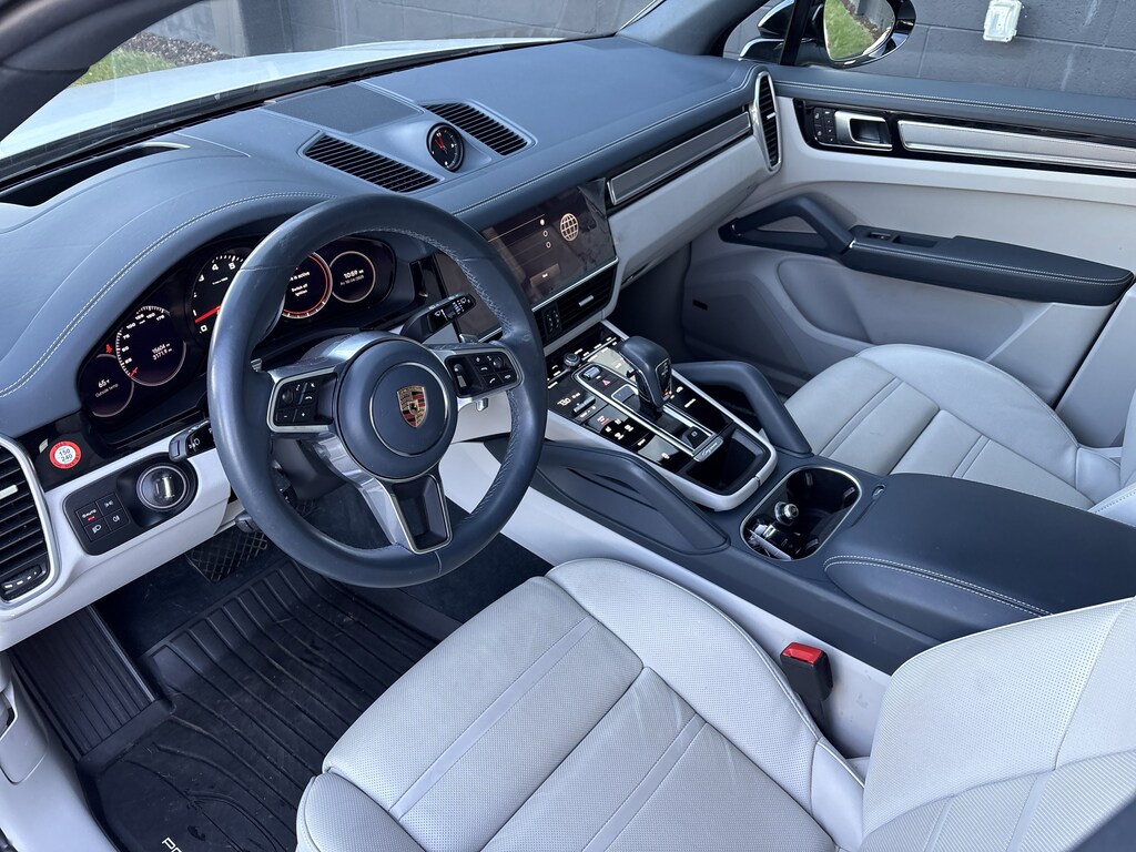 Certified 2023 Porsche Cayenne Platinum Edition SUV