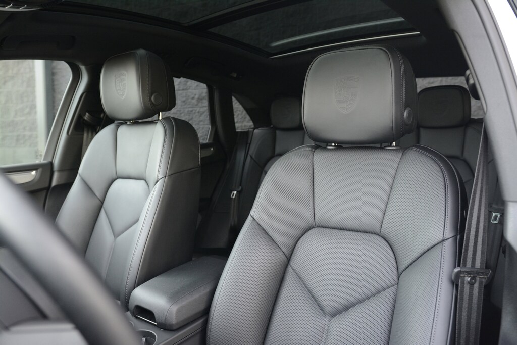 Certified 2026 Porsche Macan SUV