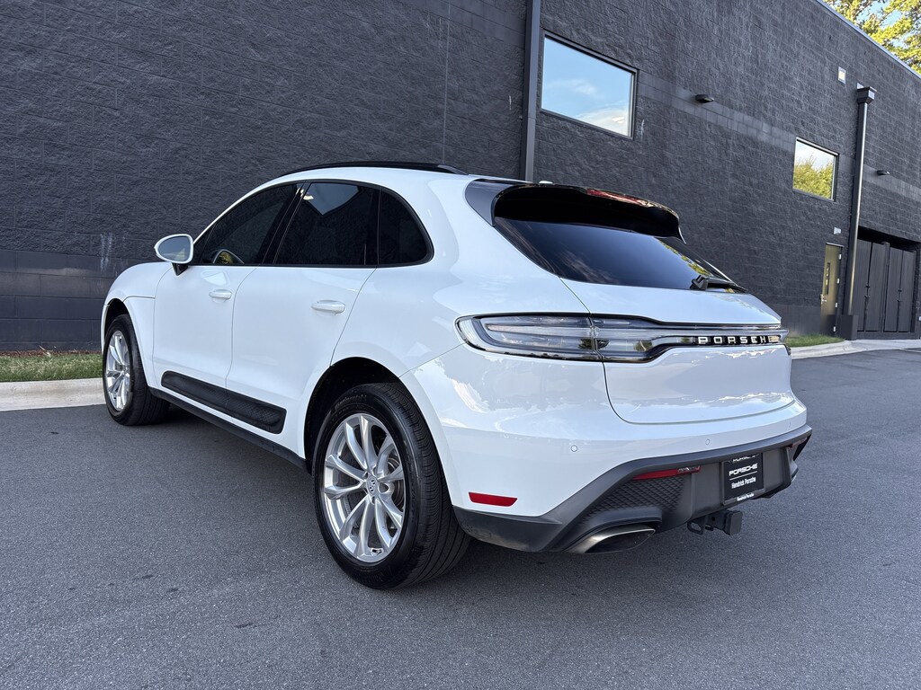Certified 2025 Porsche Macan  SUV