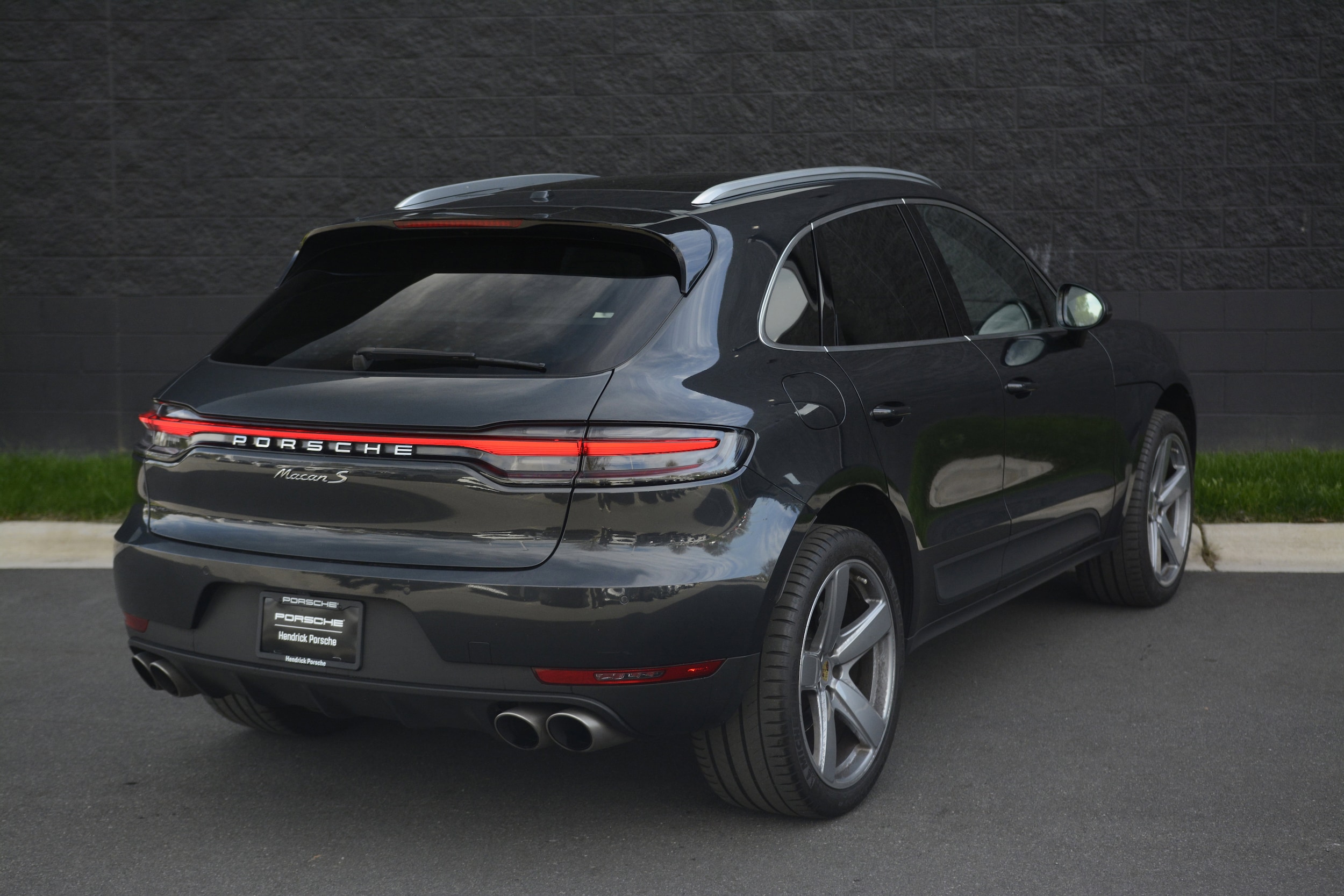 2020 Porsche Macan S photo 6