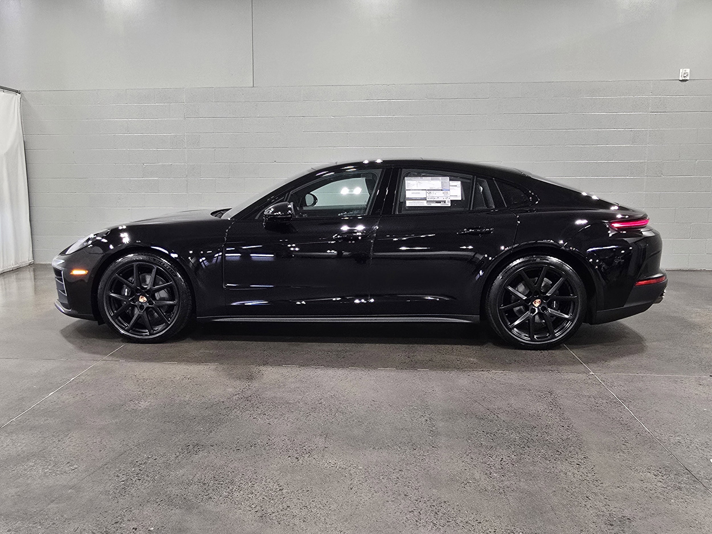 Porsche Panamera 4