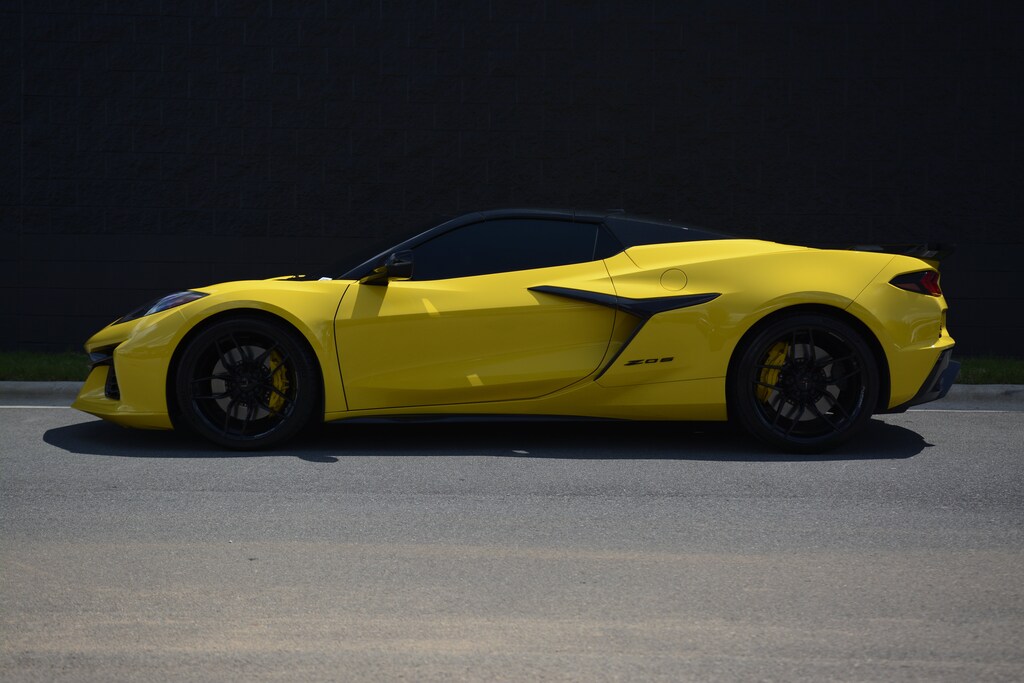 Used 2025 Chevrolet Corvette Z06 Z06 w/2LZ Convertible