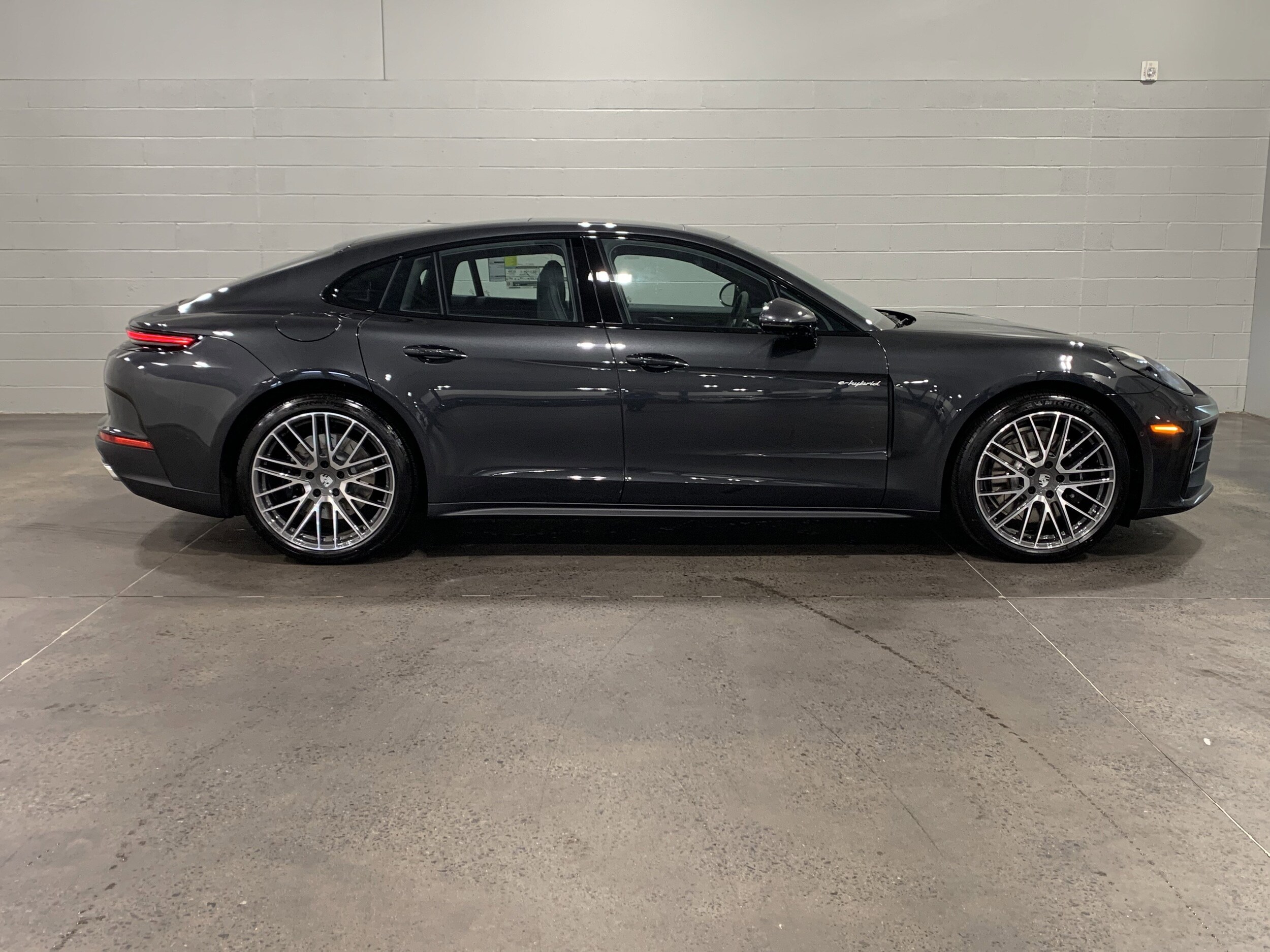 Porsche Panamera E-Hybrid 4