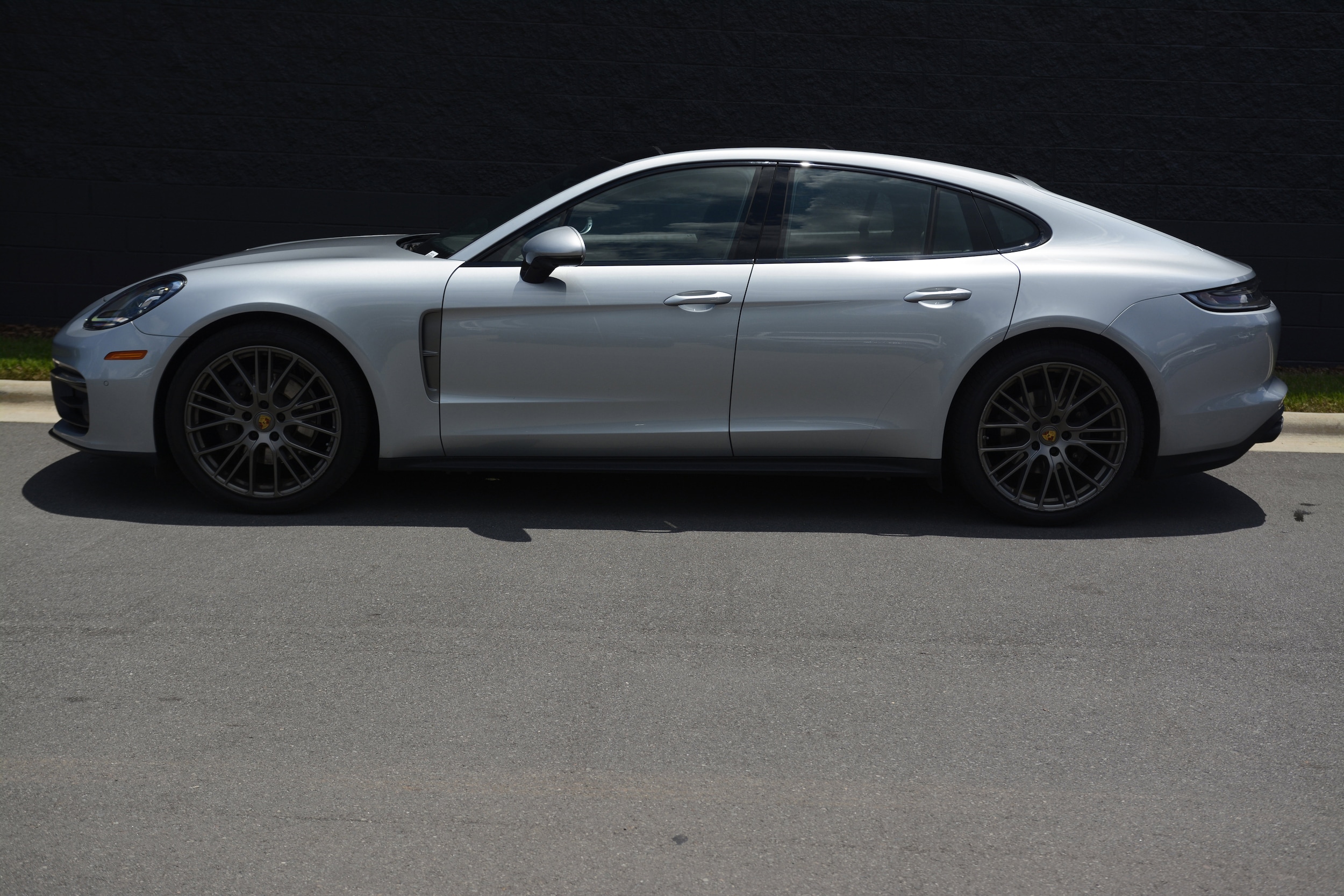 Porsche Panamera Platinum Edition