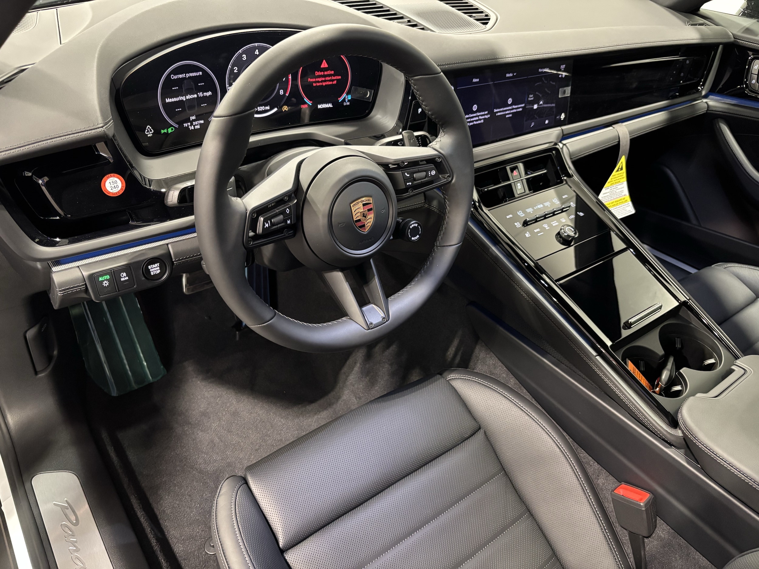 Porsche Panamera 4