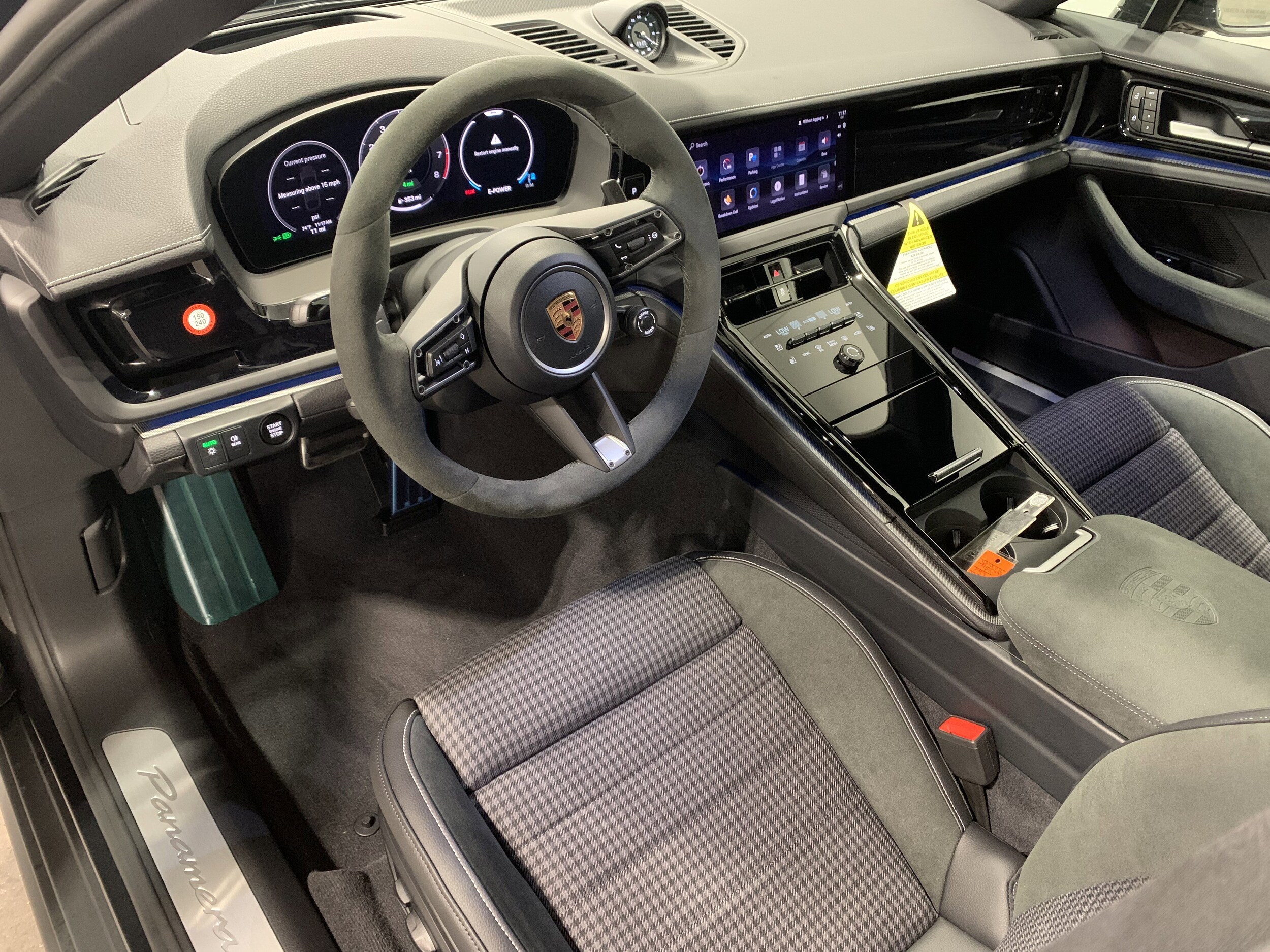 Porsche Panamera E-Hybrid 4