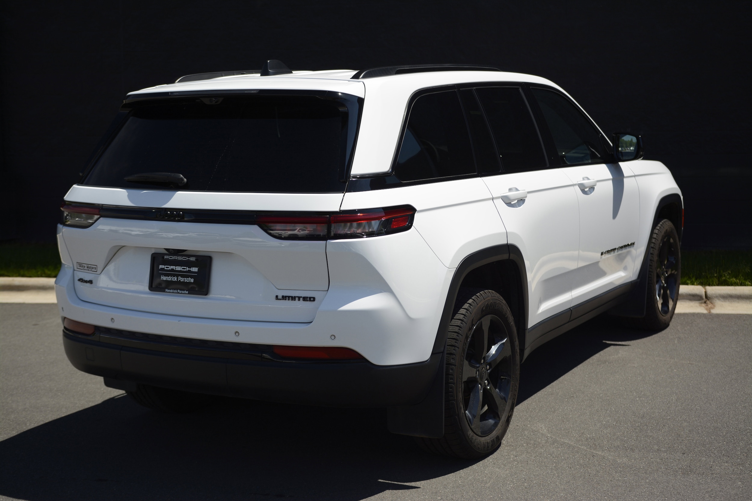 2023 Jeep Grand Cherokee Limited photo 6