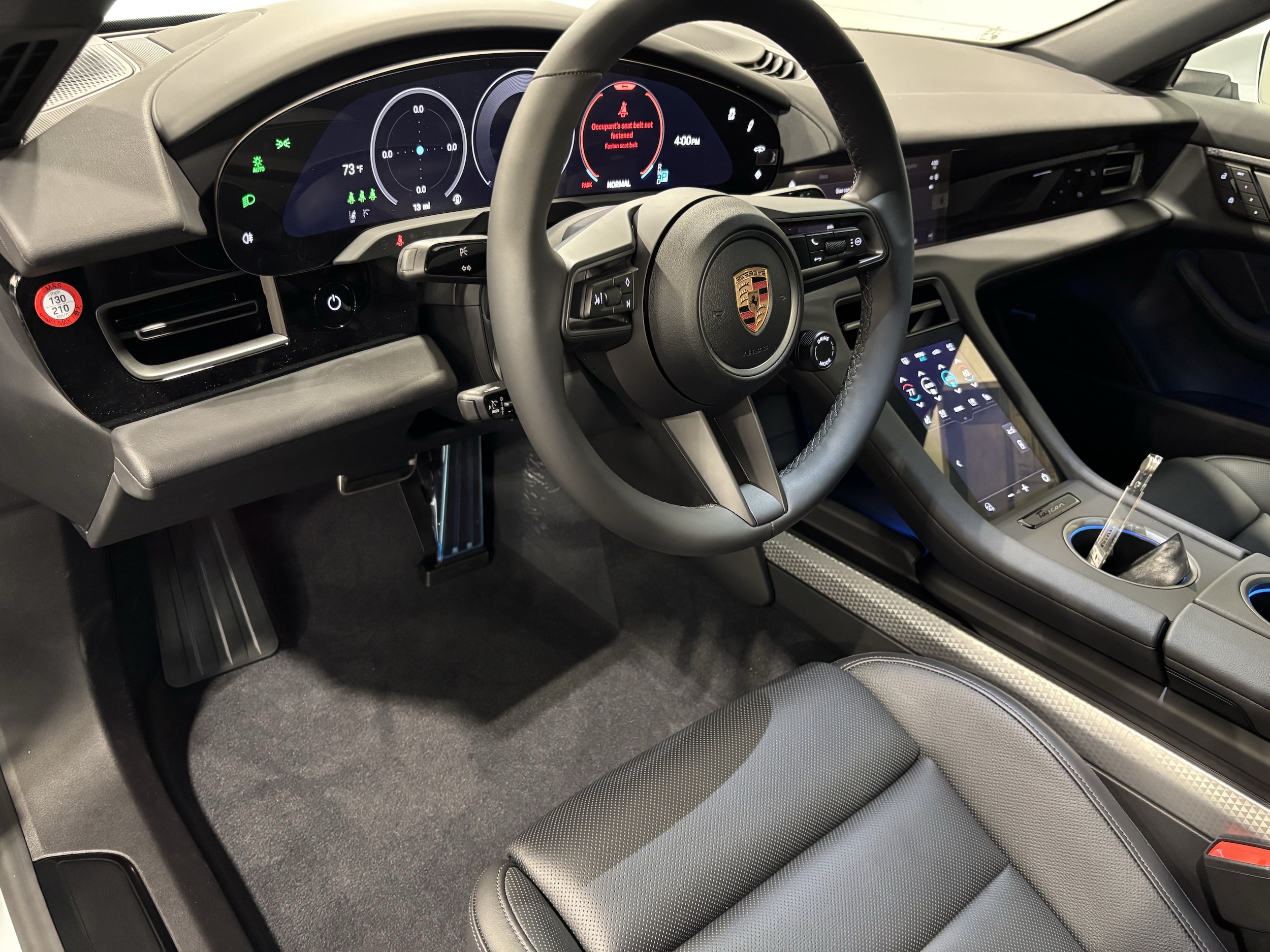Porsche Taycan 4