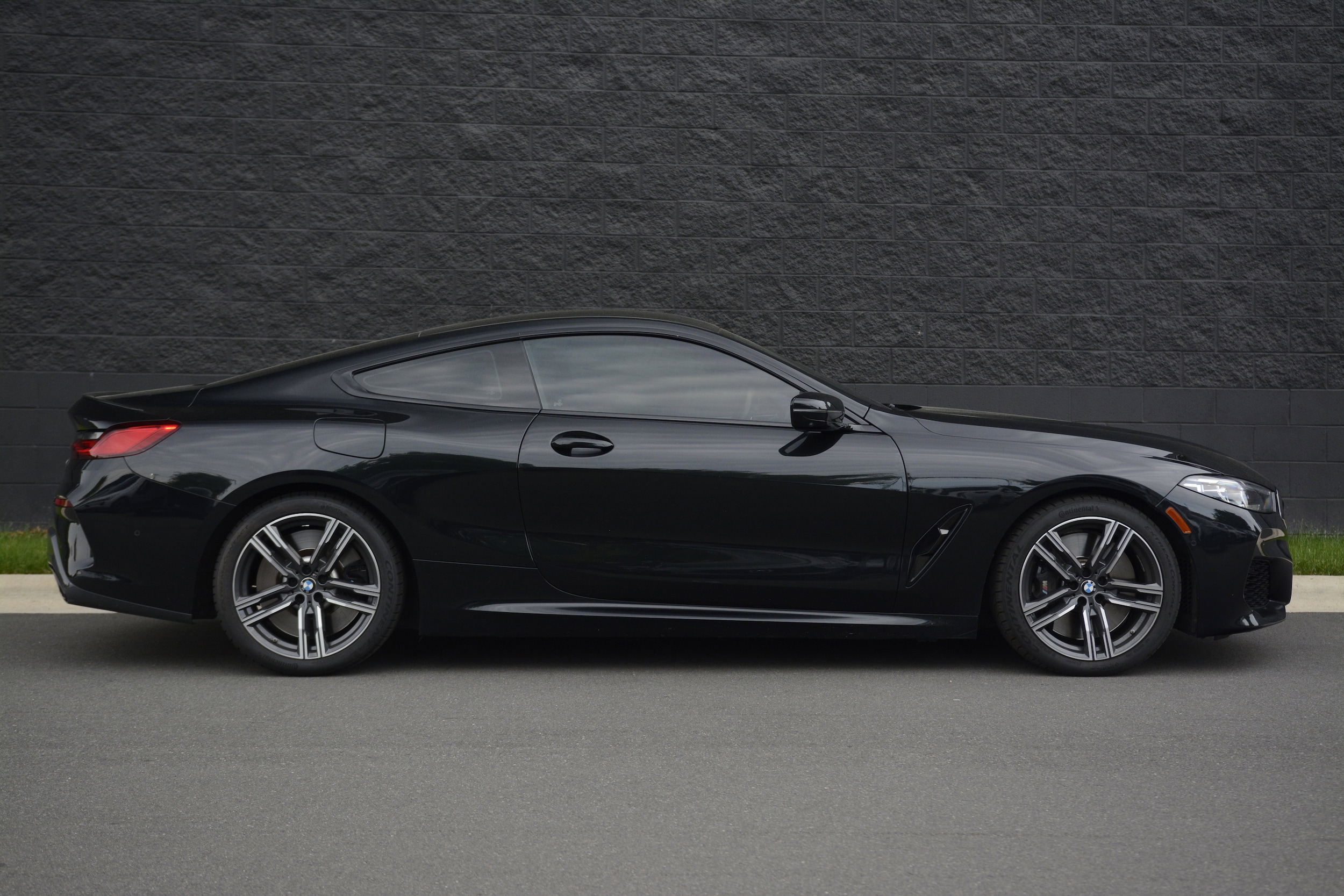2022 BMW M850i xDrive photo 6
