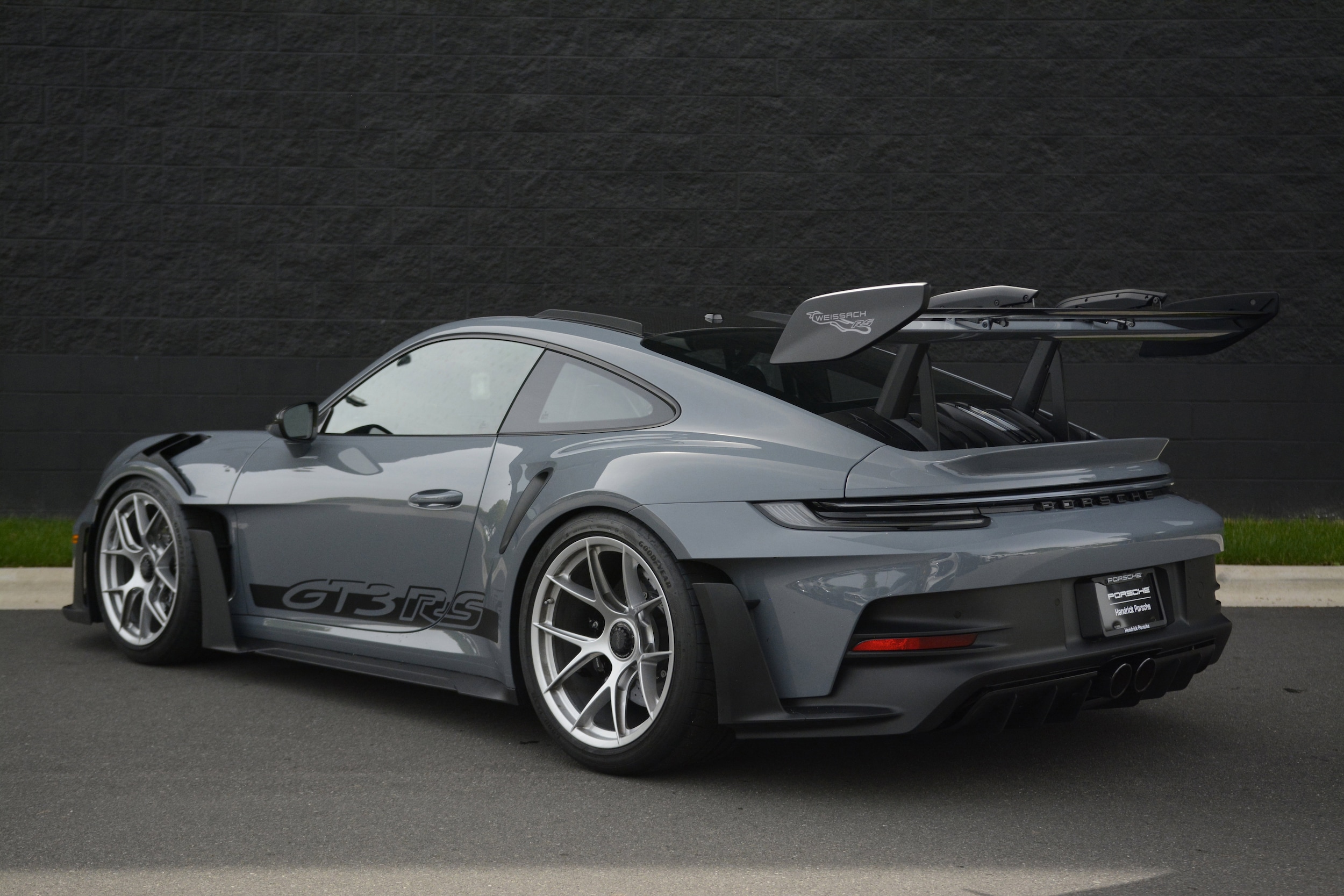 2024 Porsche 911 GT3 RS photo 2