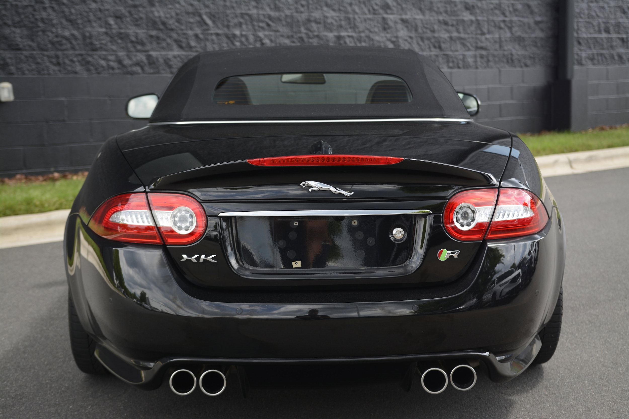 Jaguar XKR