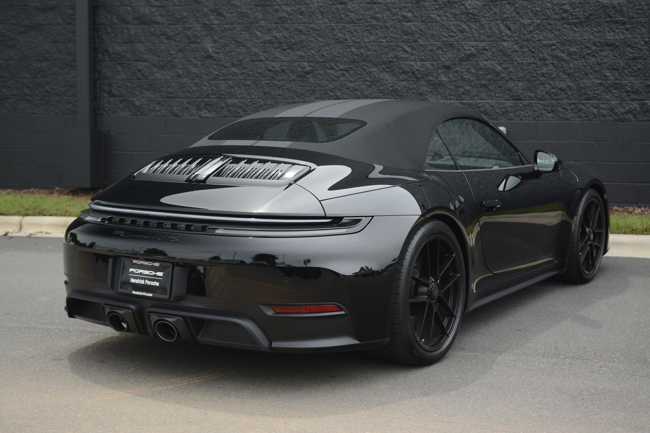 Porsche 911 Carrera 4 GTS