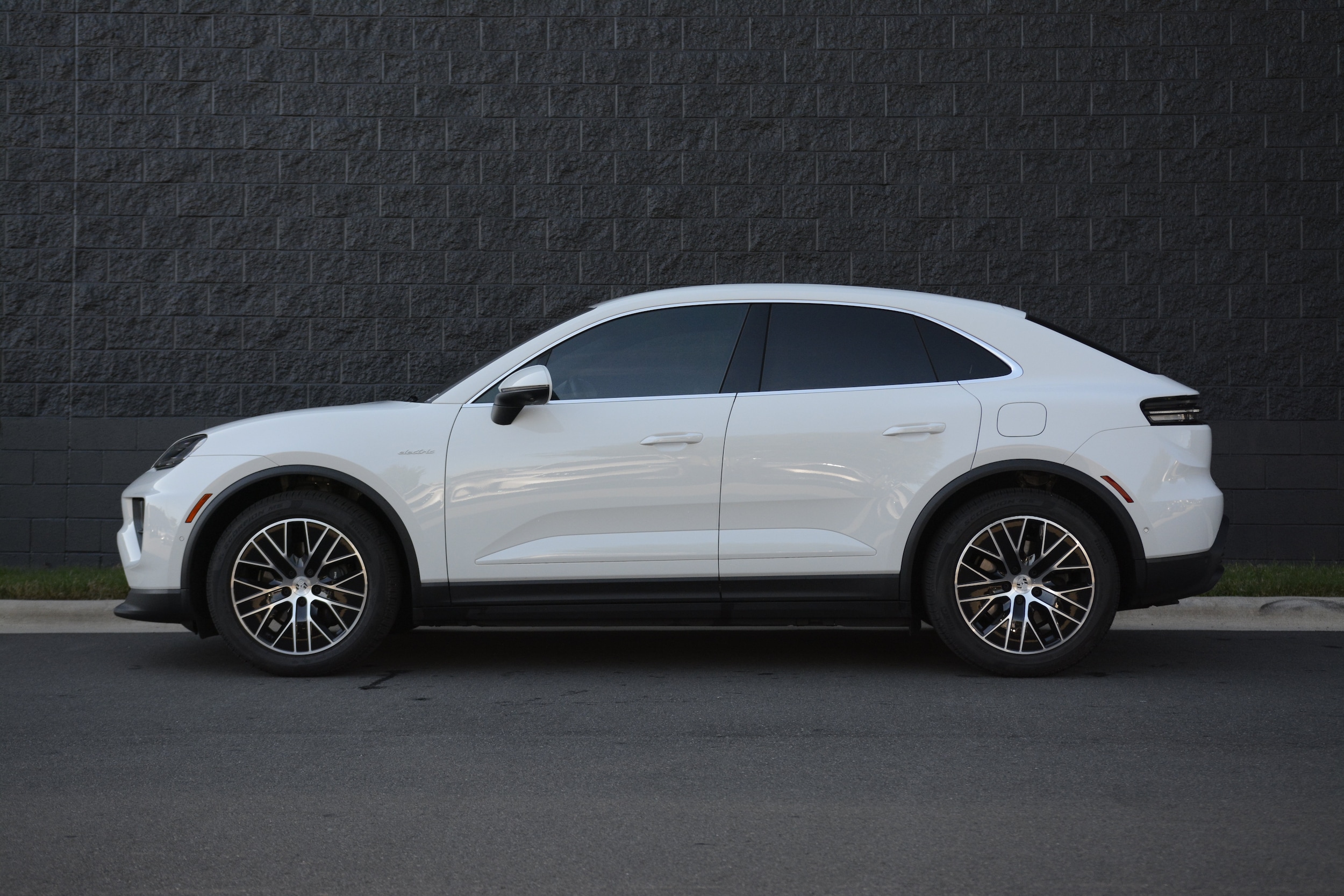 Certified 2026 Porsche Macan Base with VIN WP1AD2XA1TL075436 for sale in Charlotte, NC