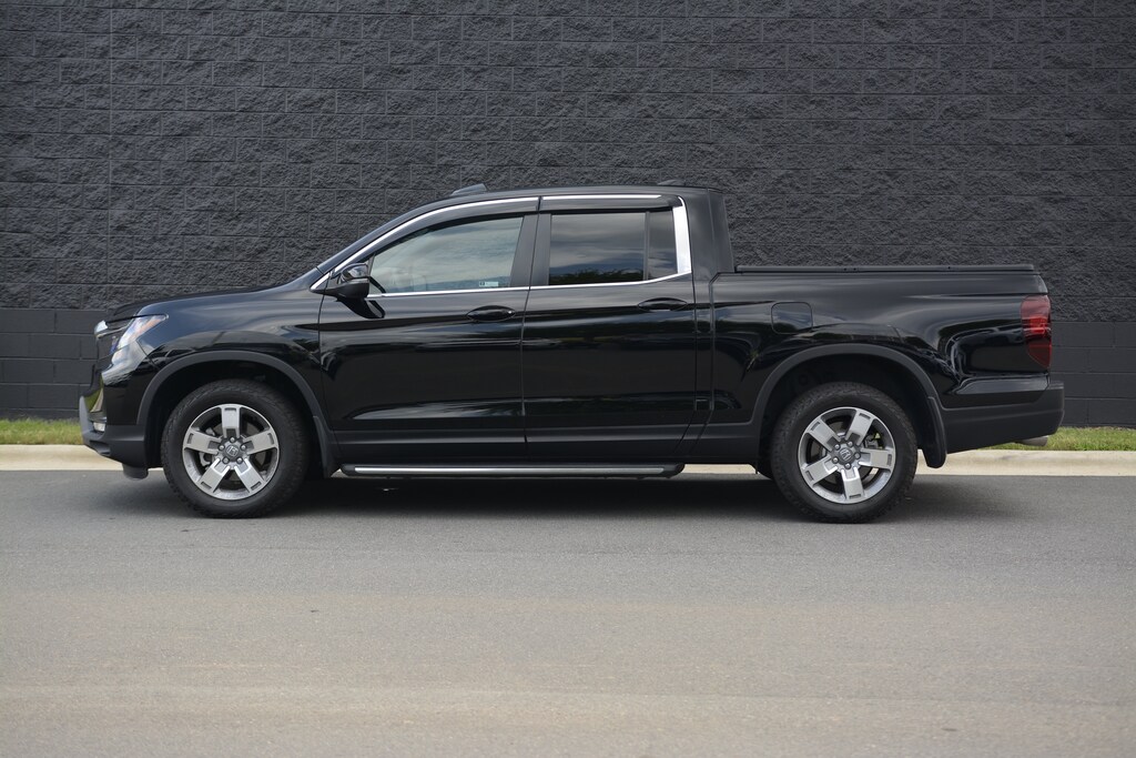 Used 2025 Honda Ridgeline RTL Truck Crew Cab