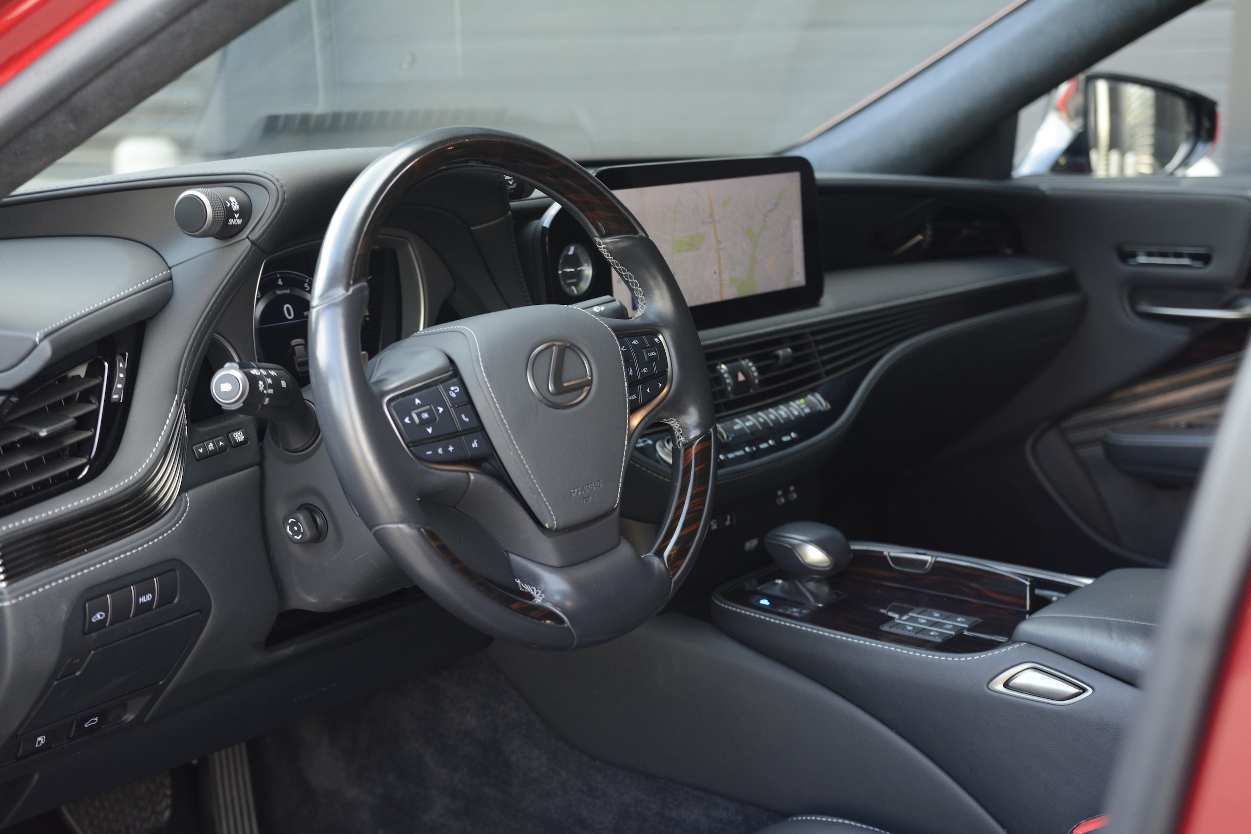 LEXUS LS 500