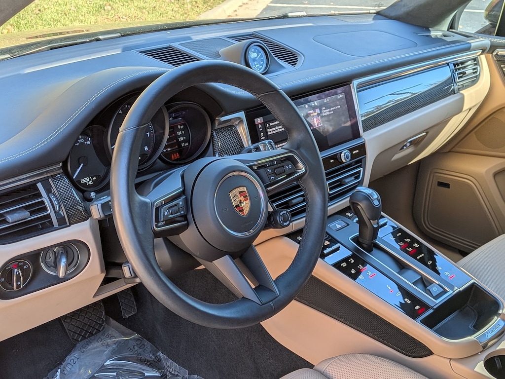 Certified 2025 Porsche Macan GTS SUV