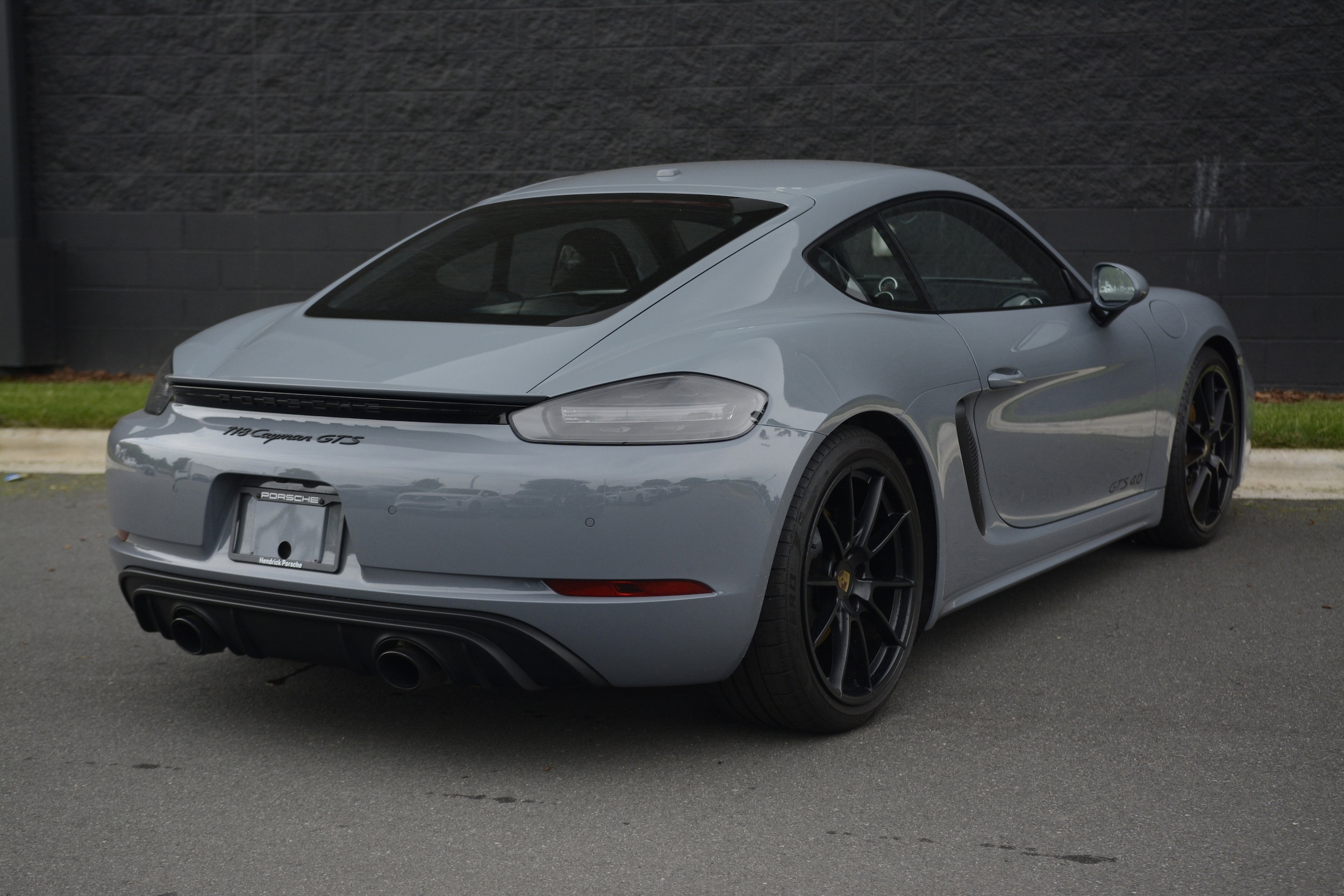 2025 Porsche 718 Cayman GTS 4.0 photo 6