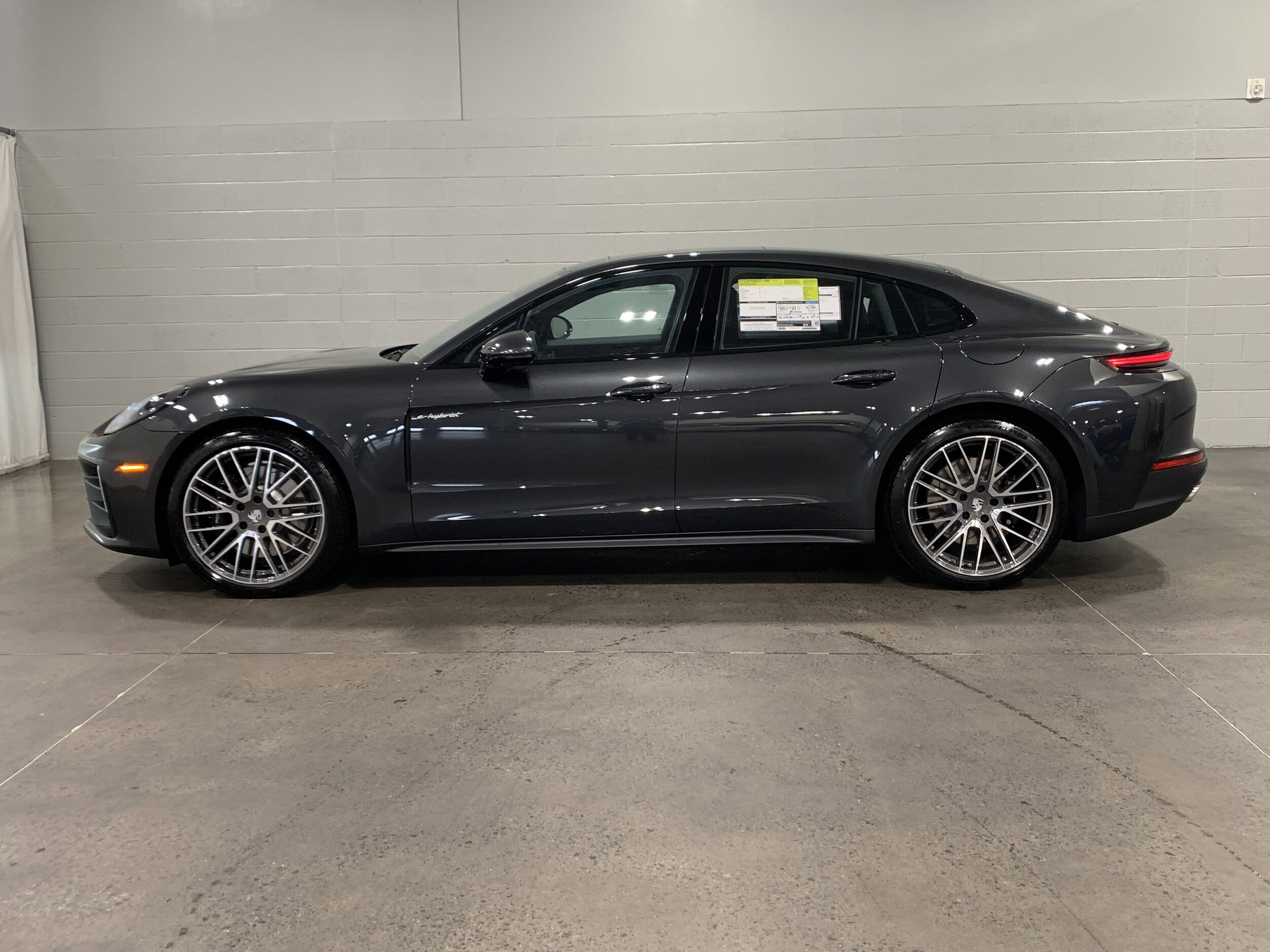 Porsche Panamera E-Hybrid 4