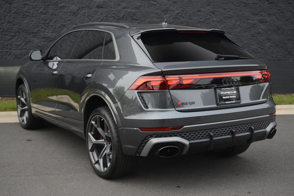 Used 2025 Audi RS Q8 4.0T performance SUV