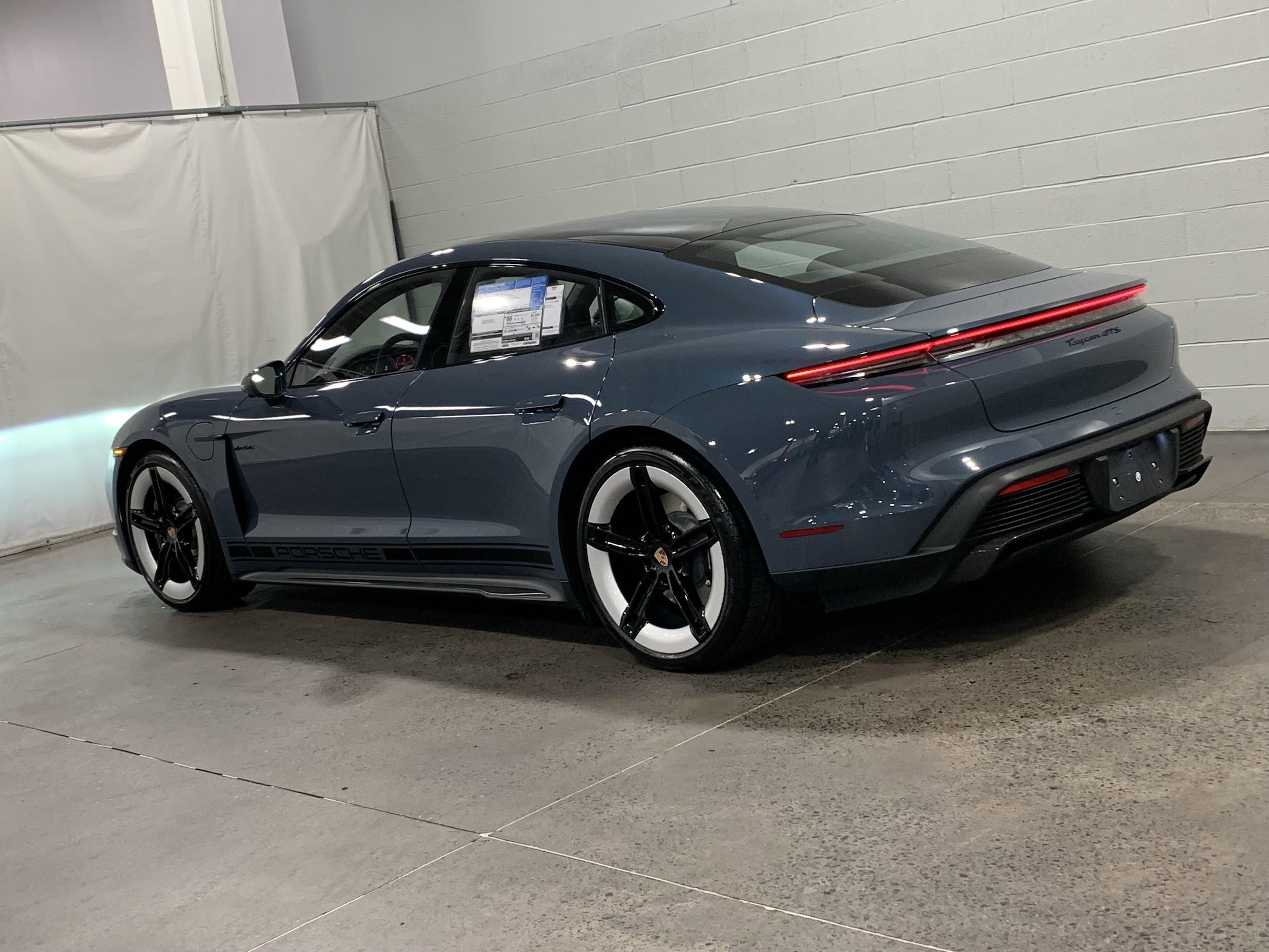 Porsche Taycan GTS