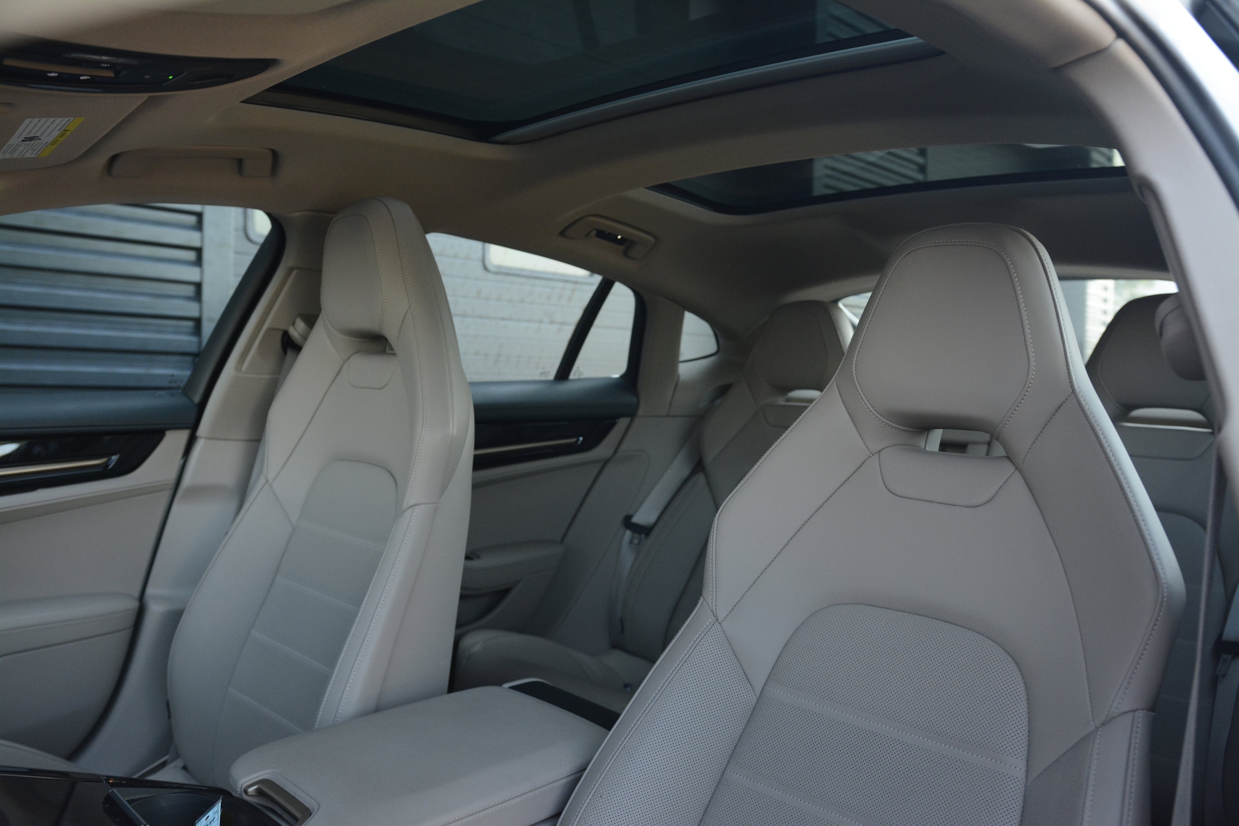 Porsche Panamera 4