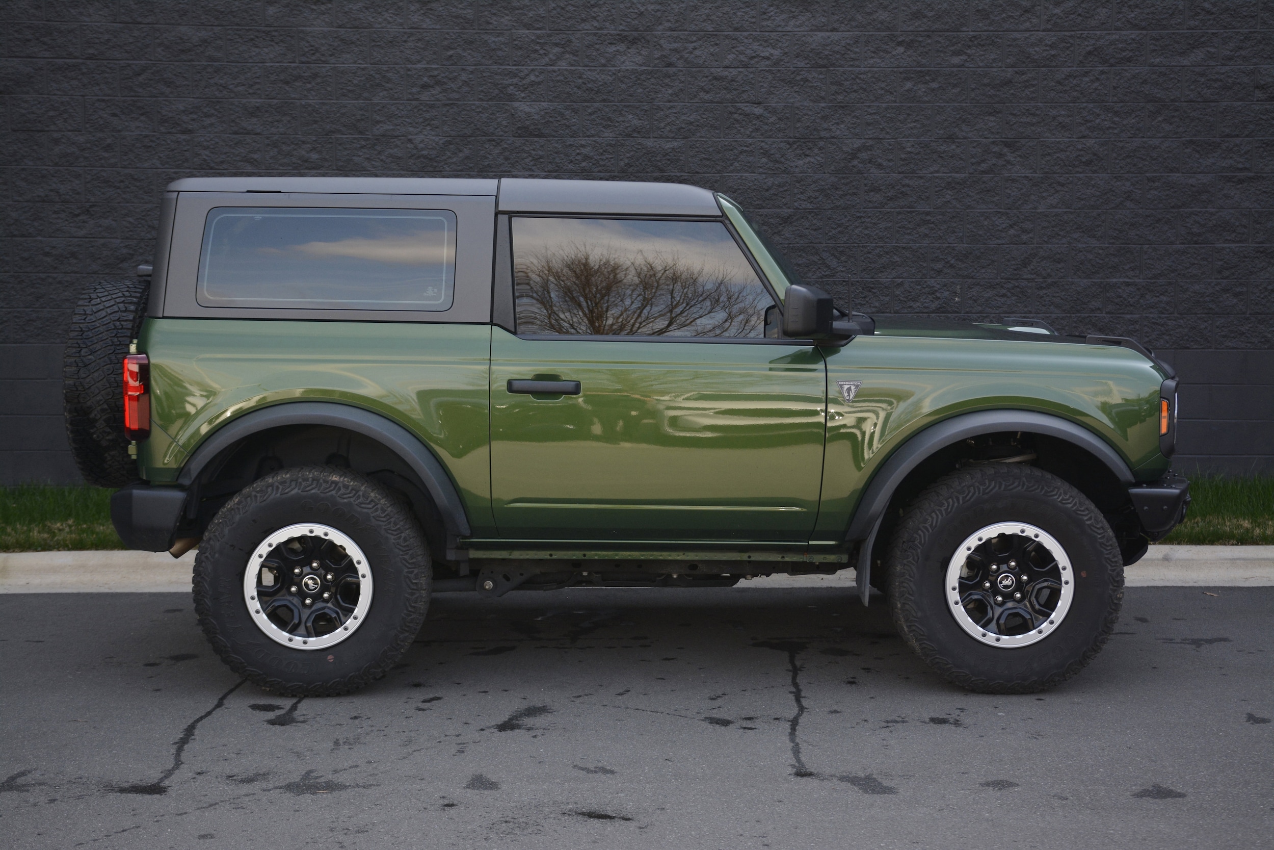 2023 Ford Bronco Outer Banks Advanced photo 6