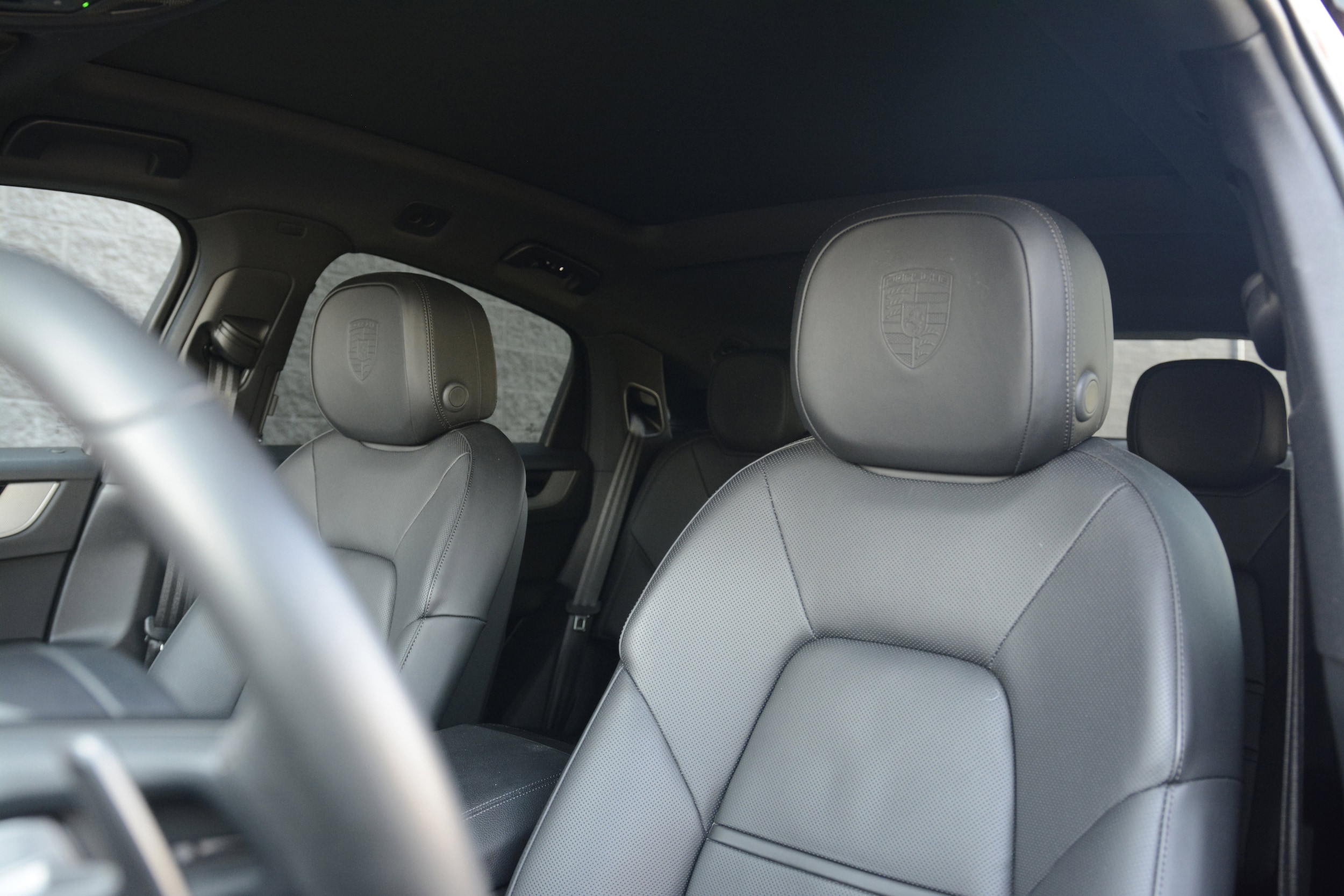 2026 Porsche Cayenne Coupe S photo 4