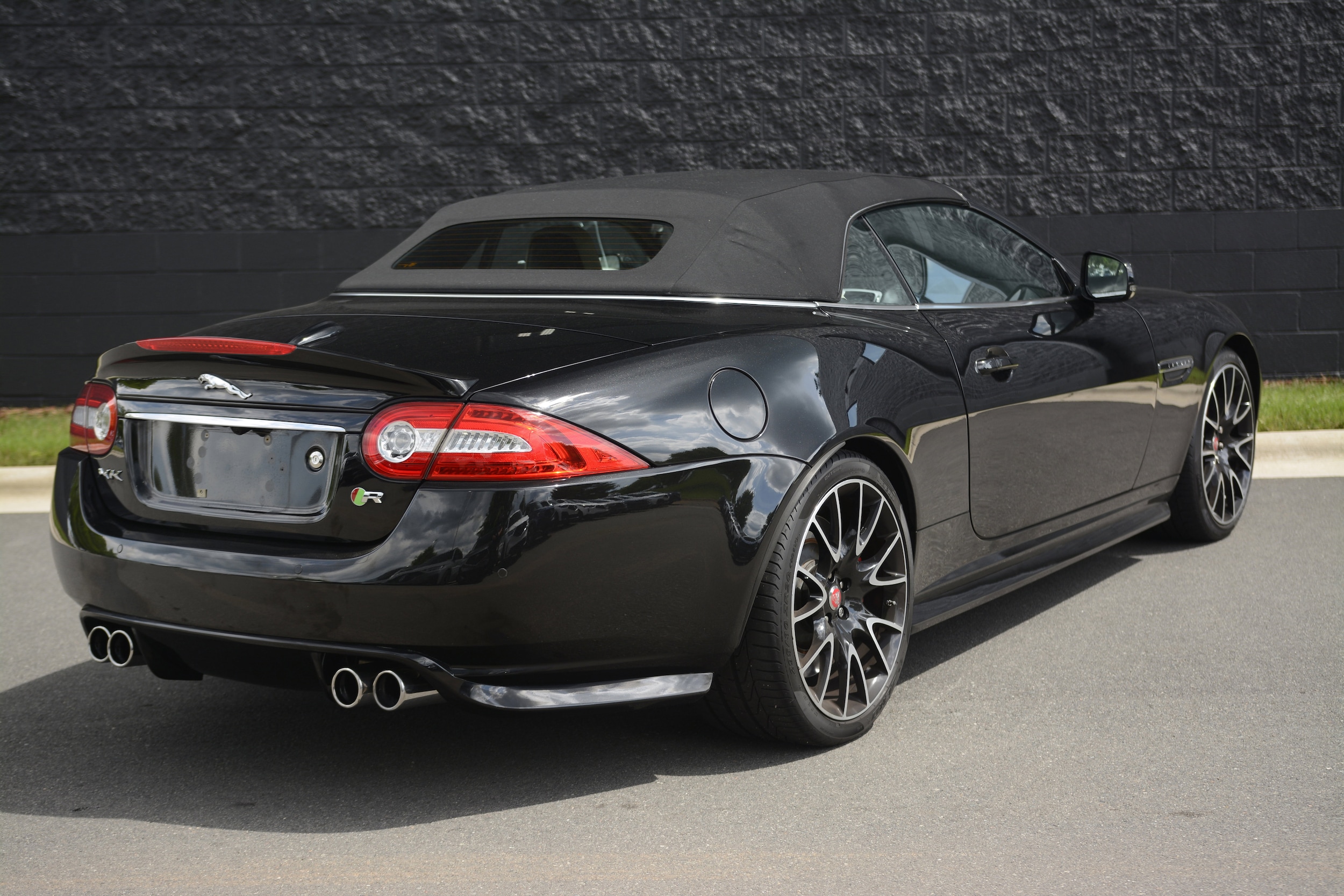 Jaguar XKR