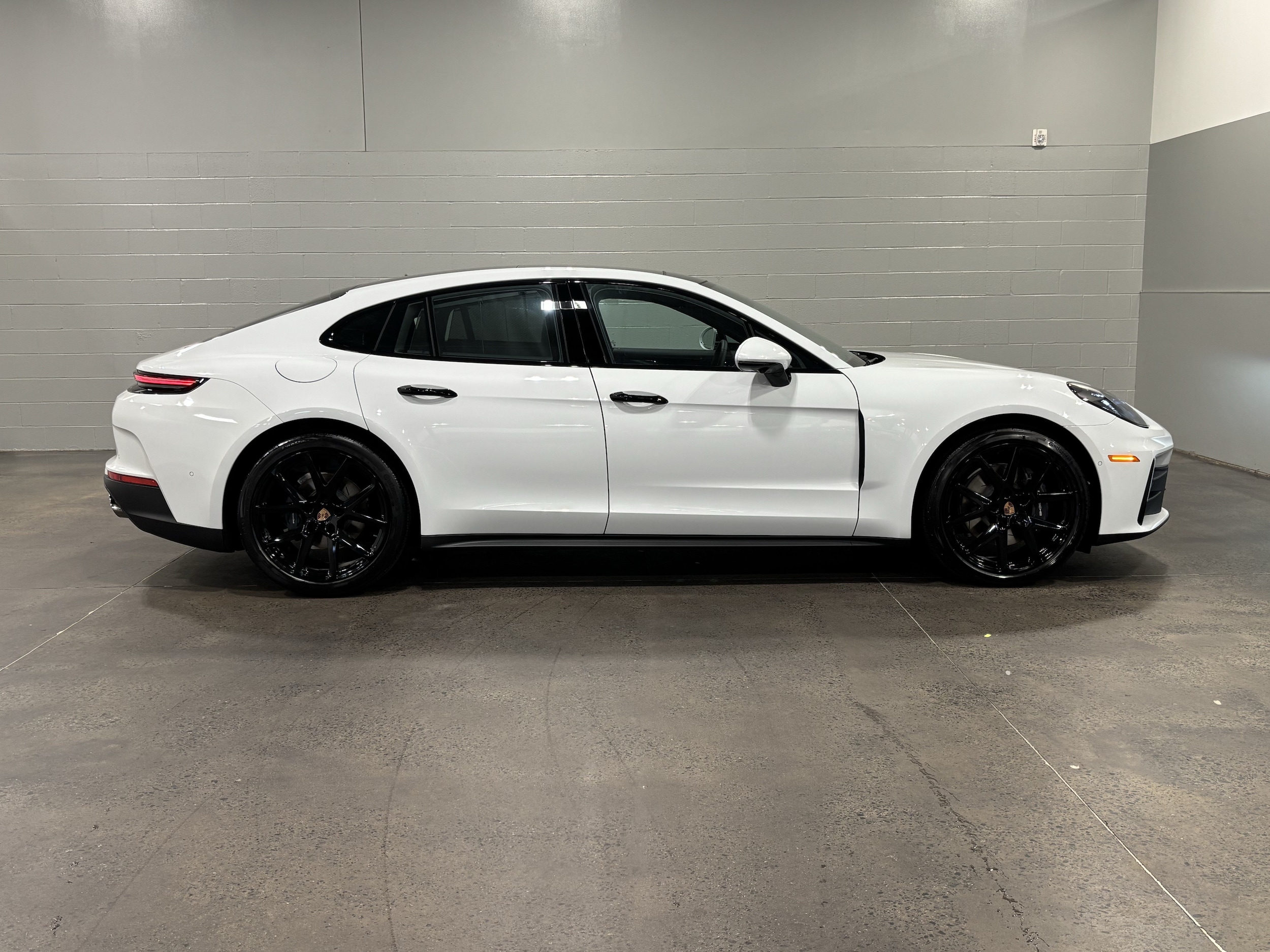 Porsche Panamera 4