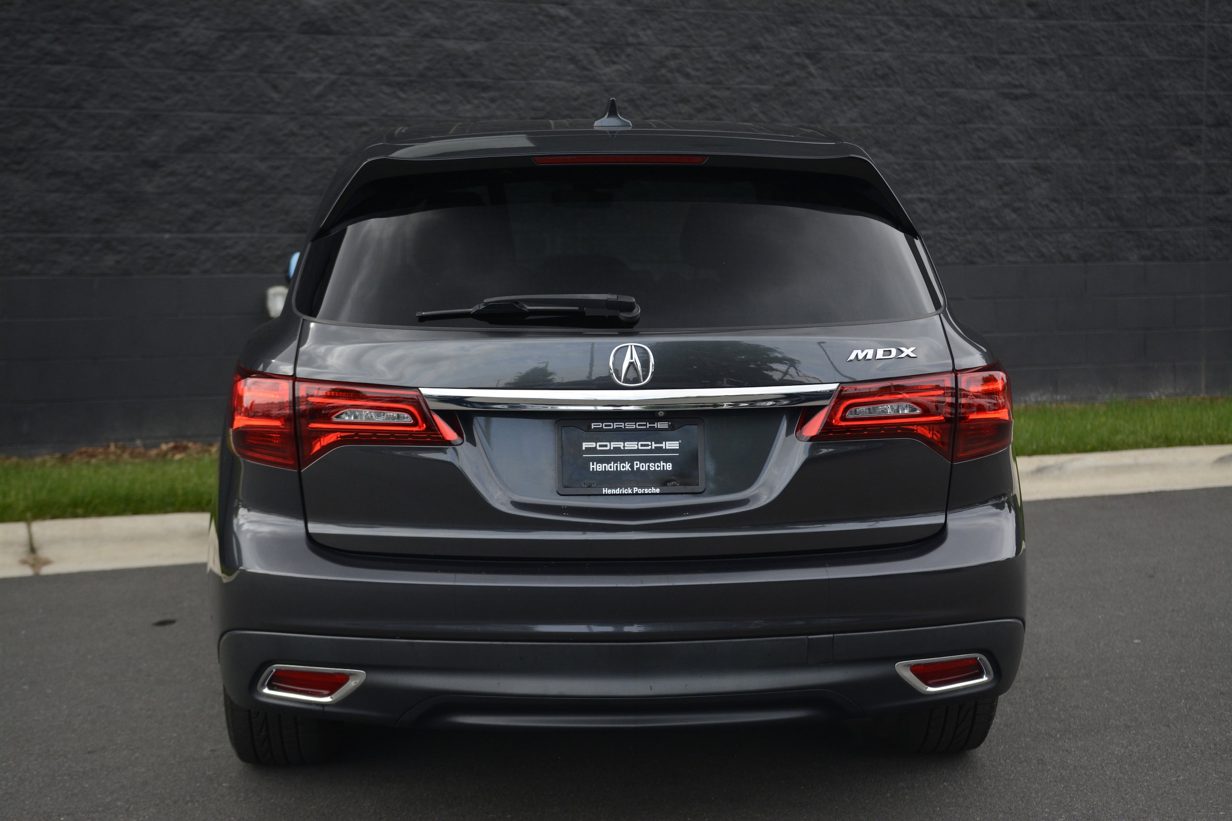 2016 Acura MDX 3.5L w/Technology Package photo 4