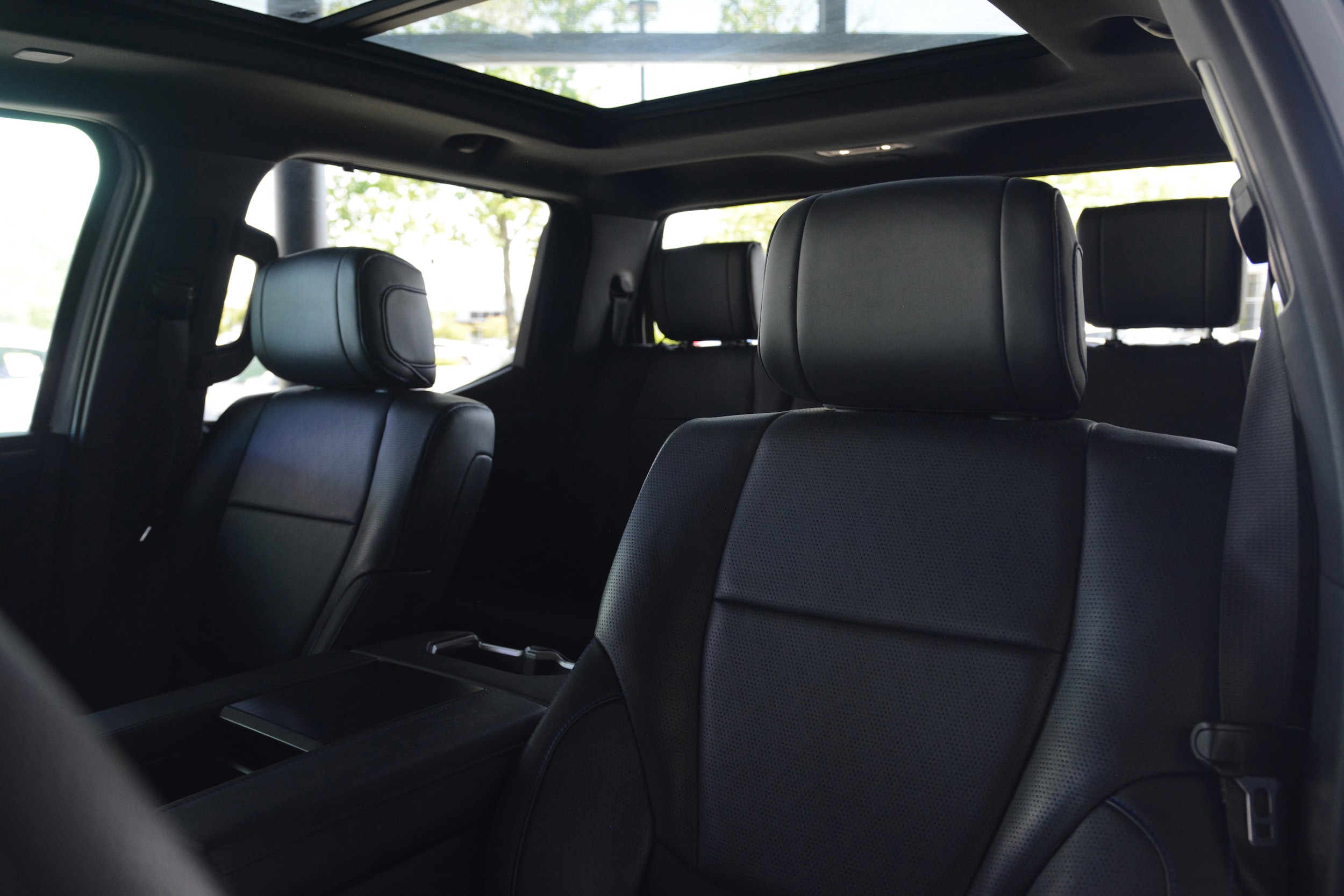 2023 Toyota Tundra Hybrid Platinum photo 4