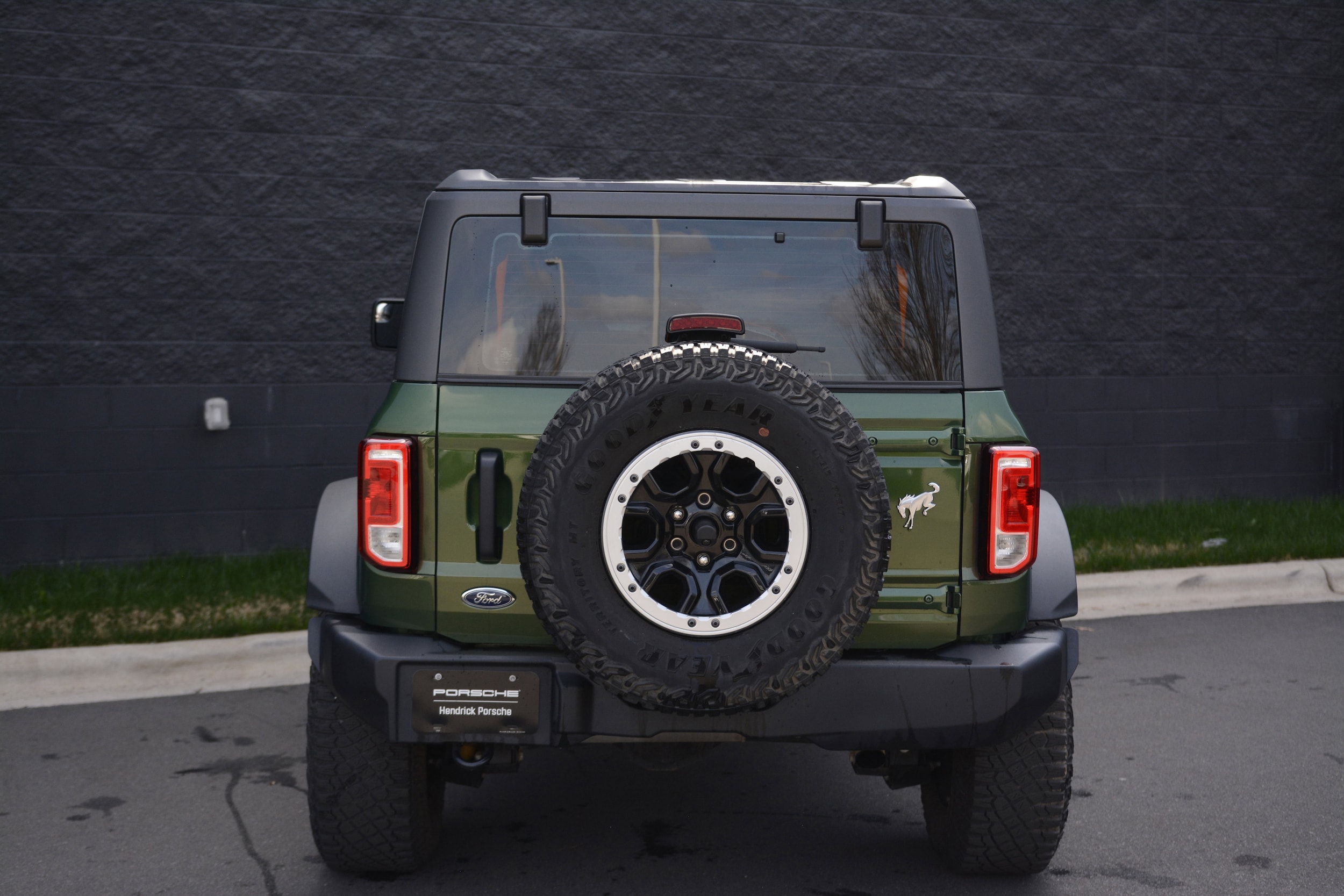 2023 Ford Bronco Outer Banks Advanced photo 4