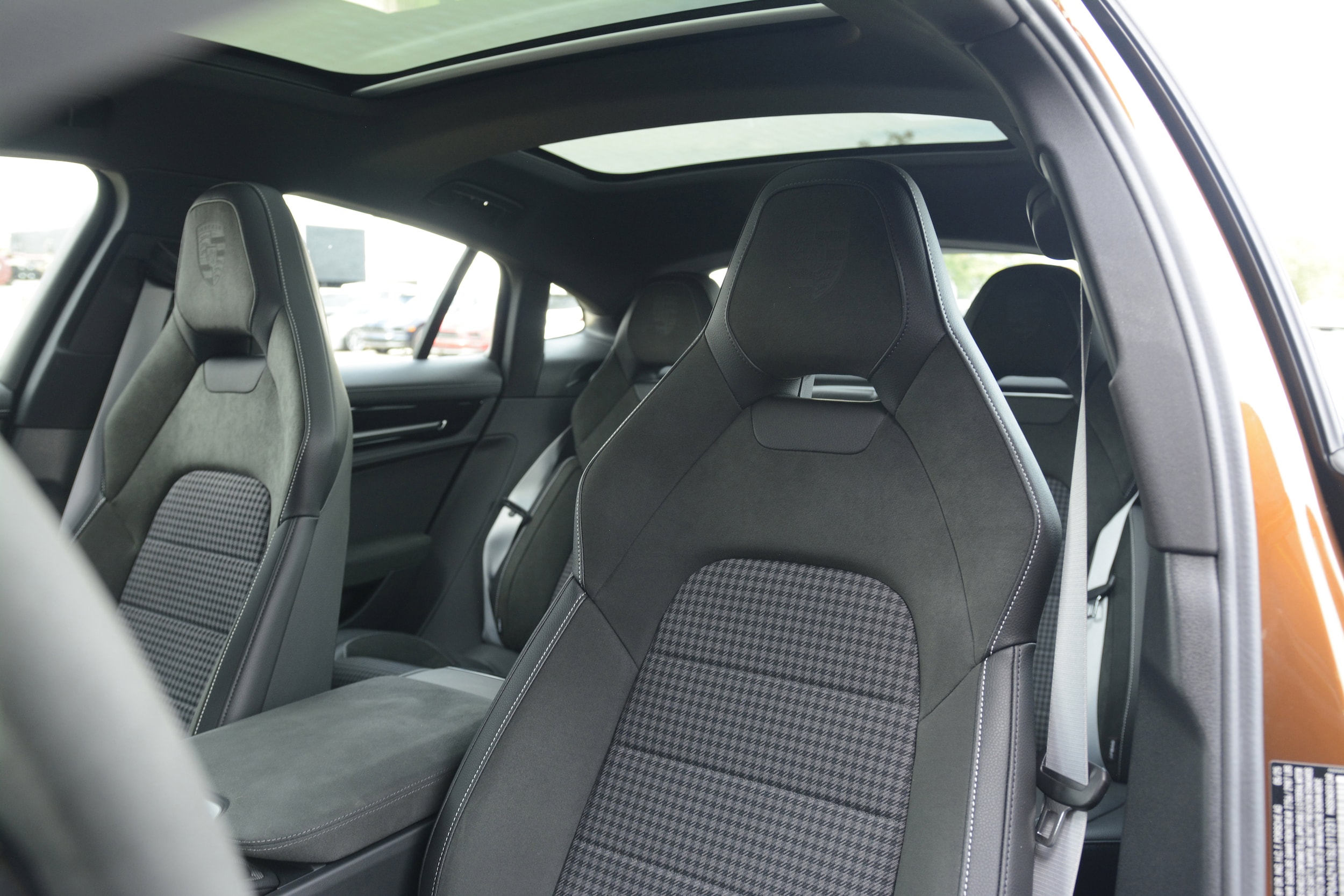 Porsche Panamera 4