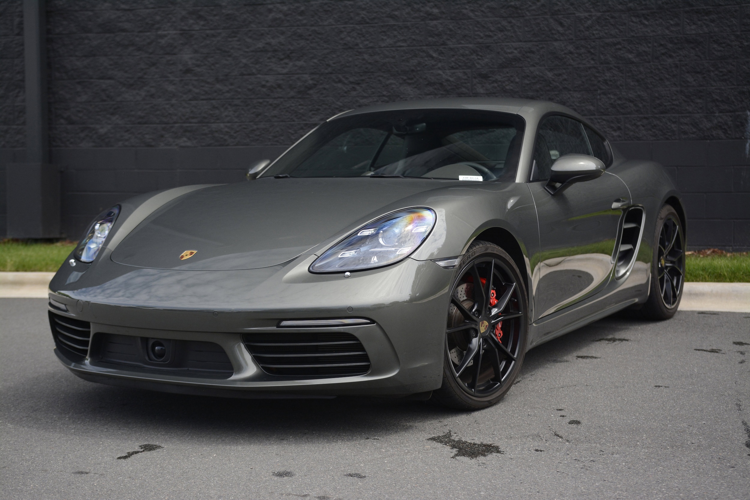 2024 Porsche 718 Cayman S's photo