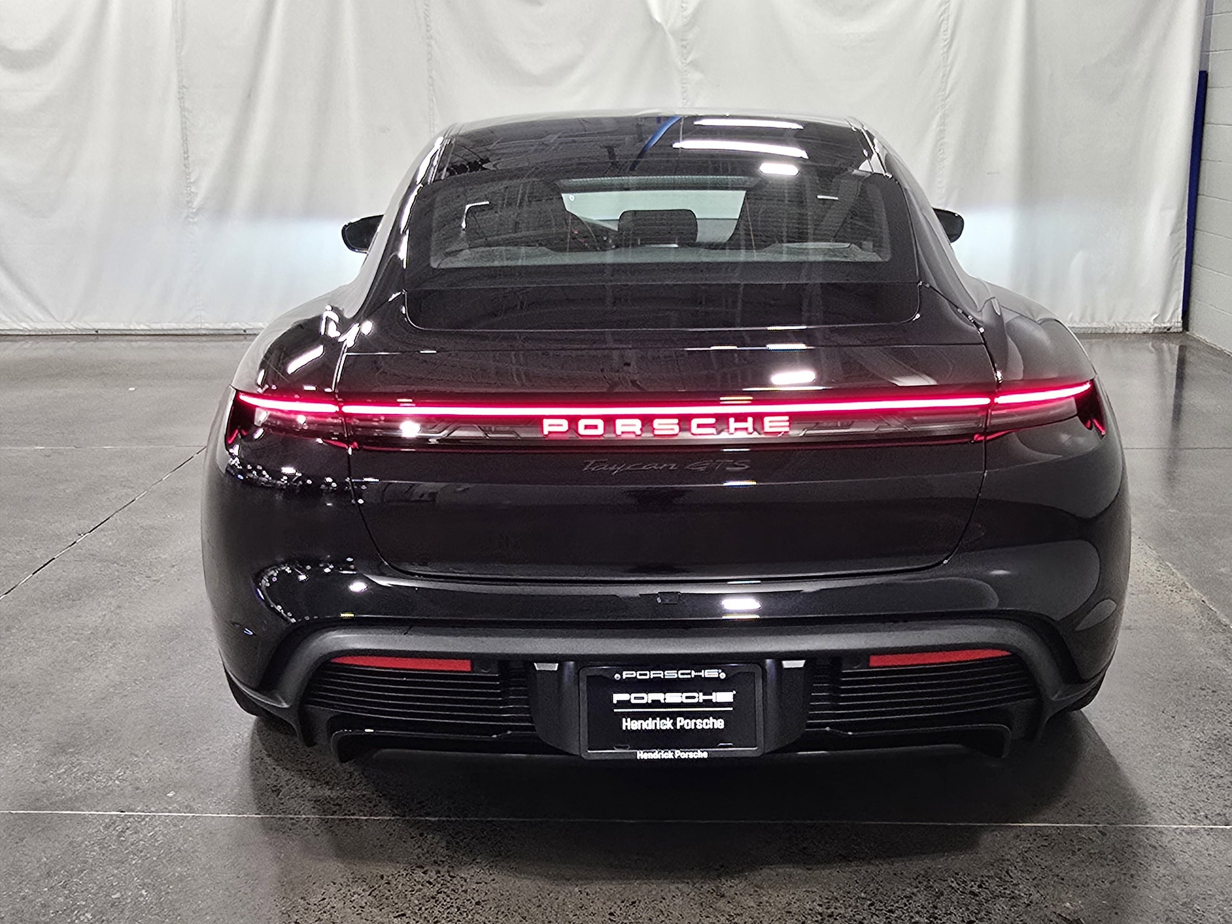 Porsche Taycan GTS