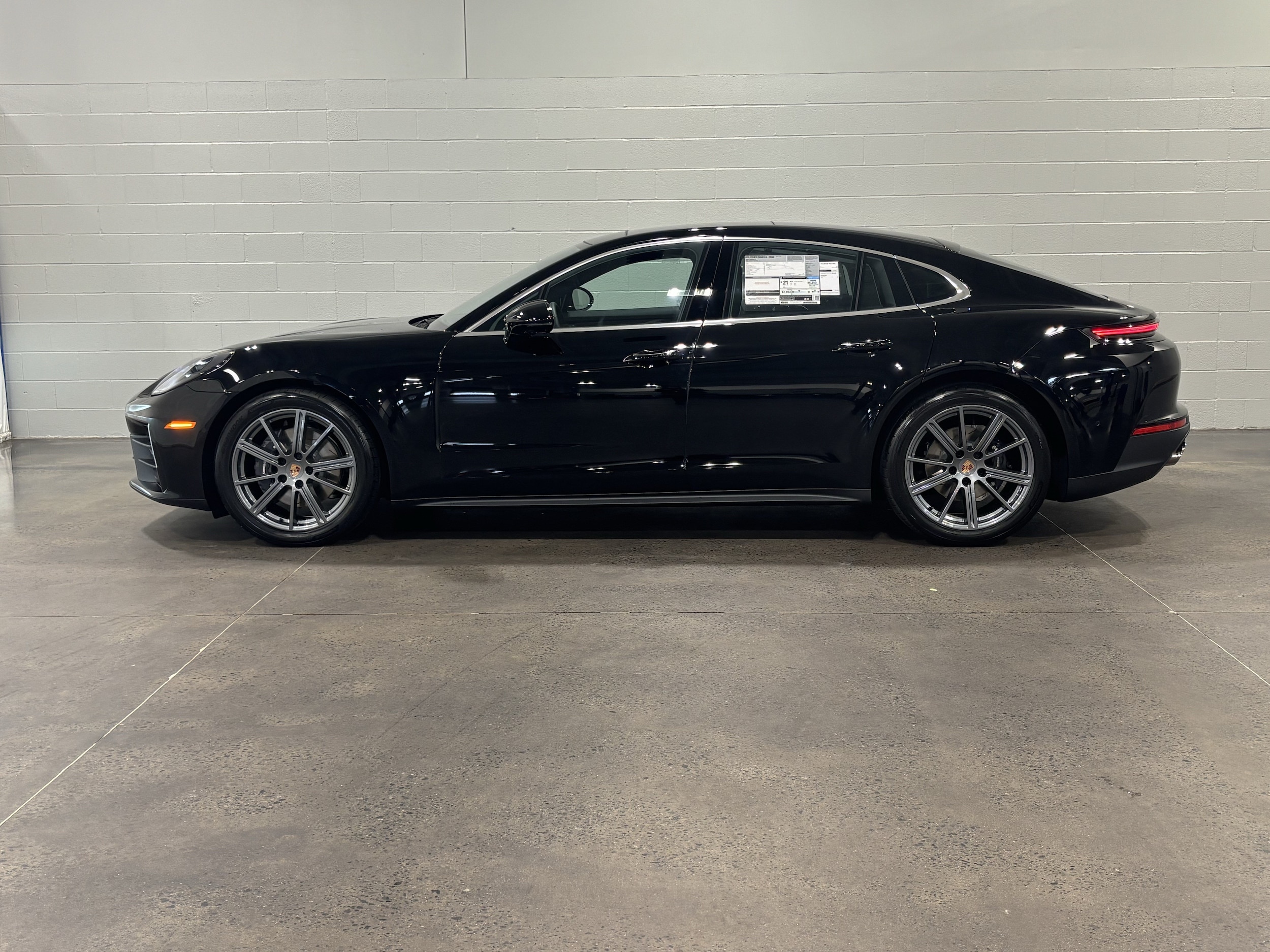 Porsche Panamera 4