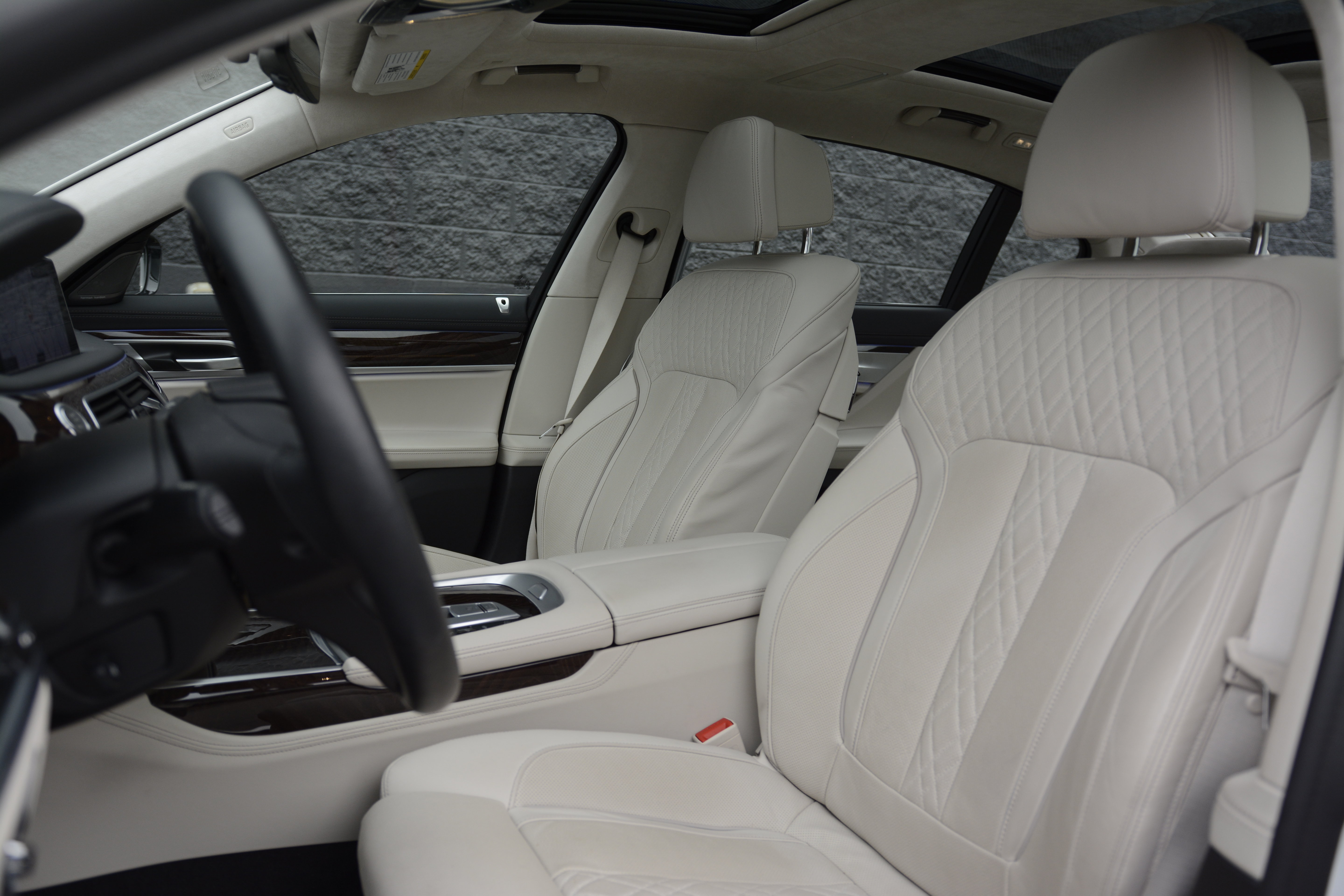 Used 2022 BMW 750i xDrive Sedan
