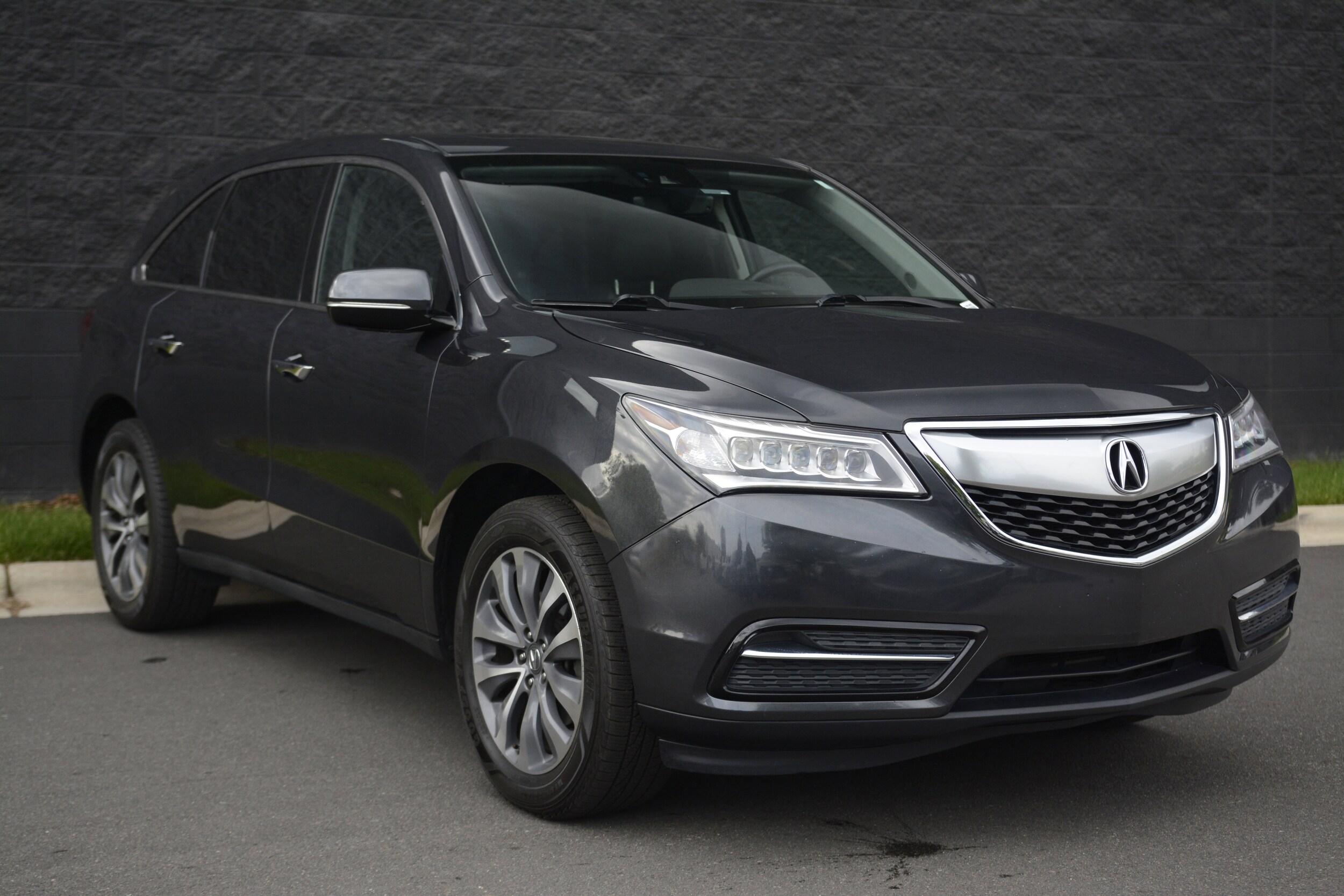 2016 Acura MDX 3.5L w/Technology Package photo 3