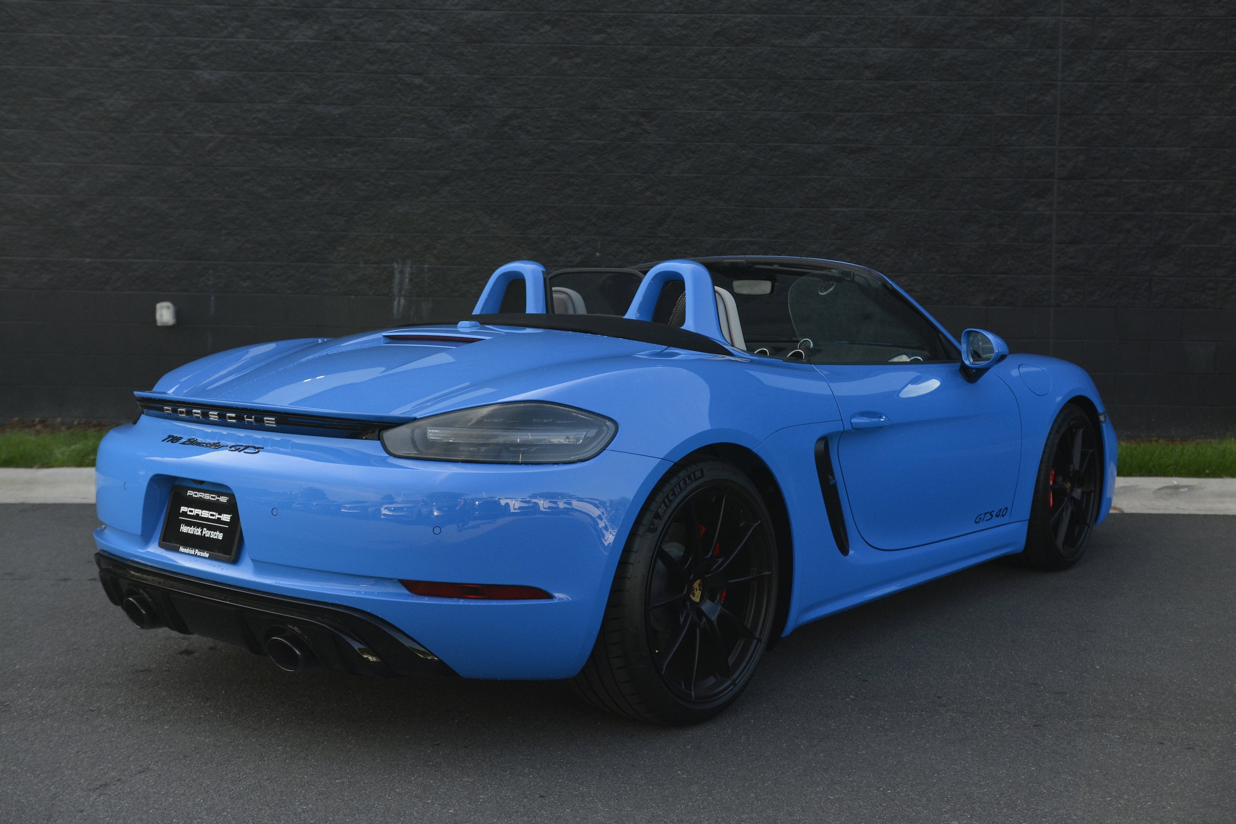 2025 Porsche 718 Boxster GTS 4.0 photo 6