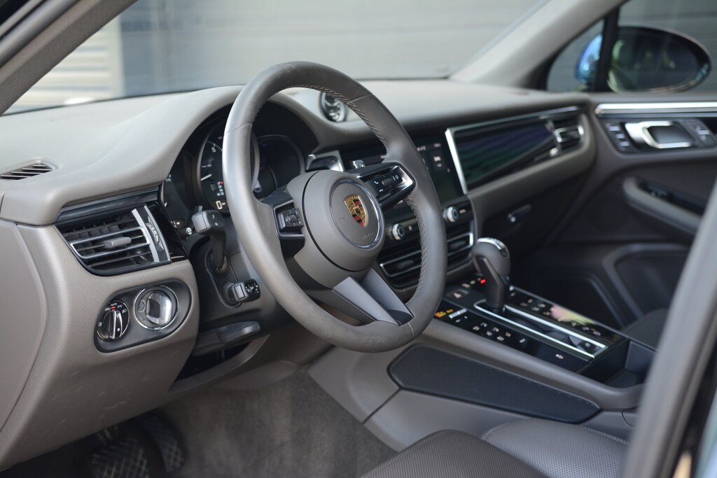 Certified 2023 Porsche Macan SUV