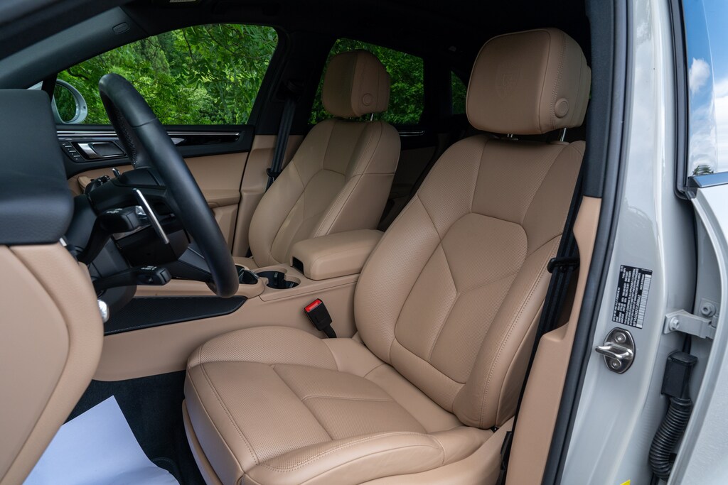 Certified 2026 Porsche Macan Sport Utility